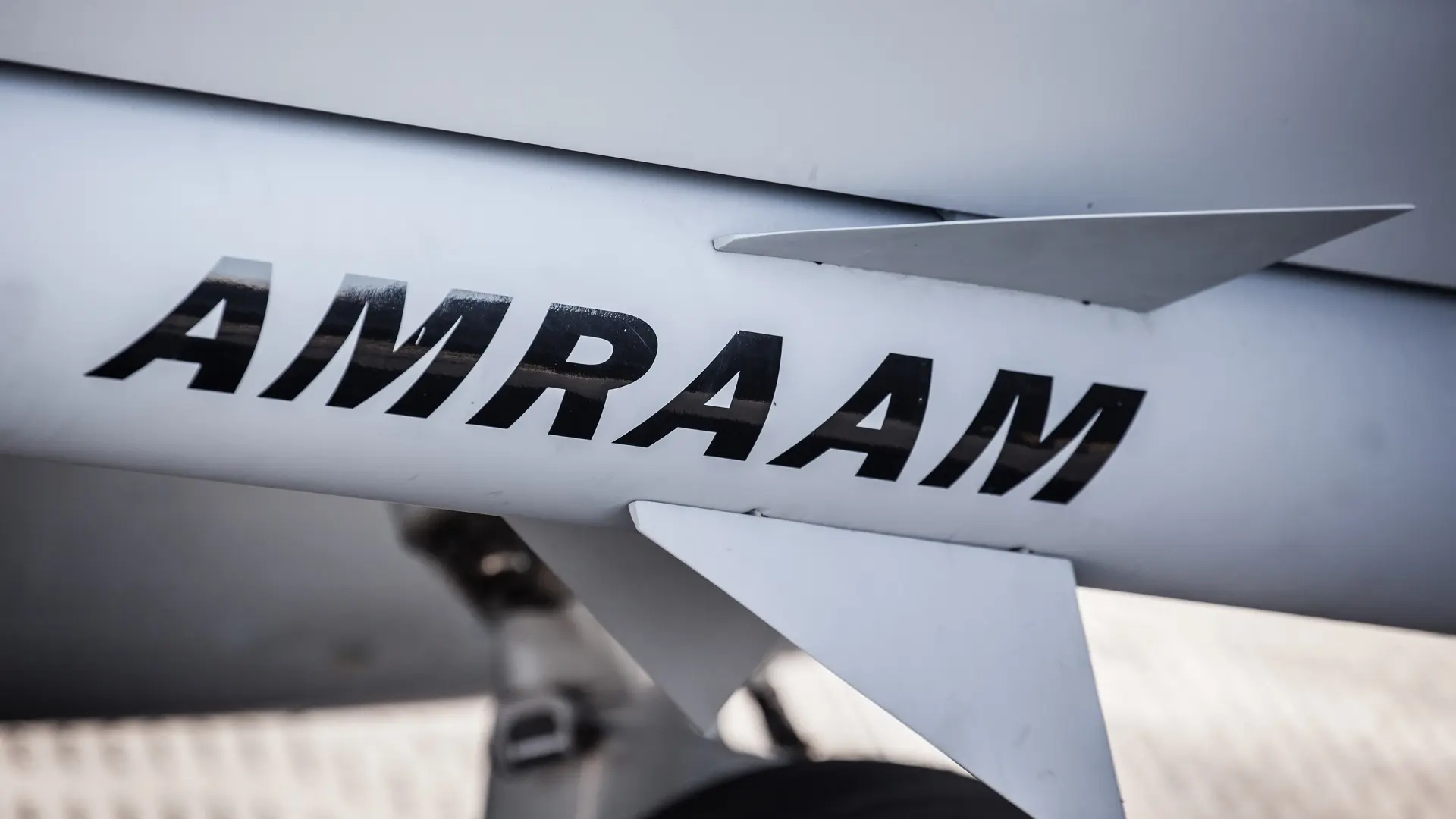 amraam raketa rakete - shutterstock_318102083-671f698cd1768.webp