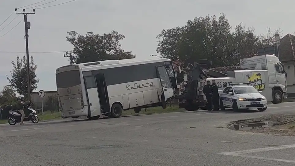 saobraćajna nesreća na putu novi sad-inđija - 2 okt 2024 - foto Tanjug Tanjug video 2-66fd30985026e.webp