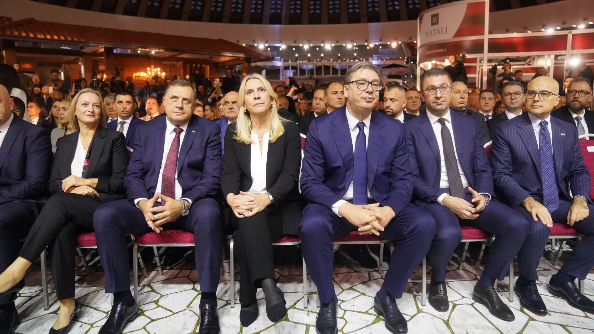 Tan2024-11-2216363081_7 milorad dodik aleksandar vučić željka cvijanović foto nemanja jovanović-67418212863c0.webp