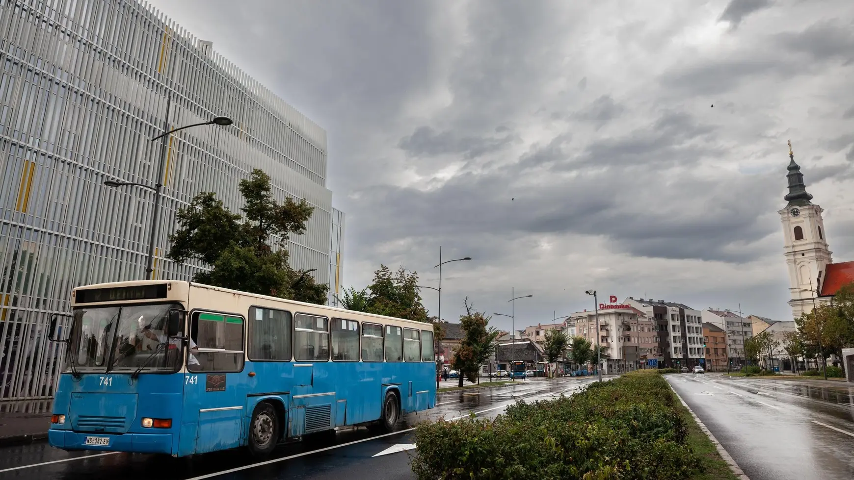 autobus novi sad profimedia-672b80611f6d9.webp