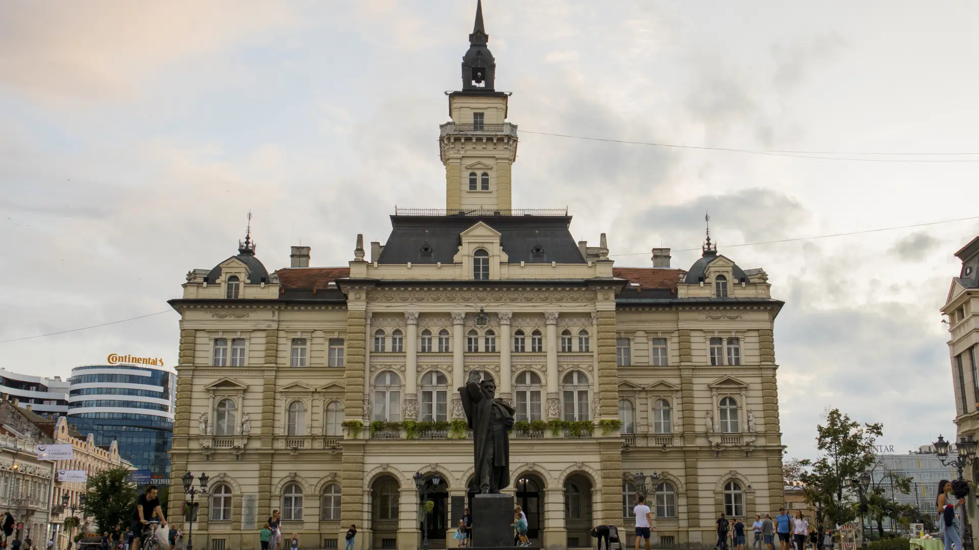 gradska kuća novi sad wikipedia-672b6fd2c64e3.webp