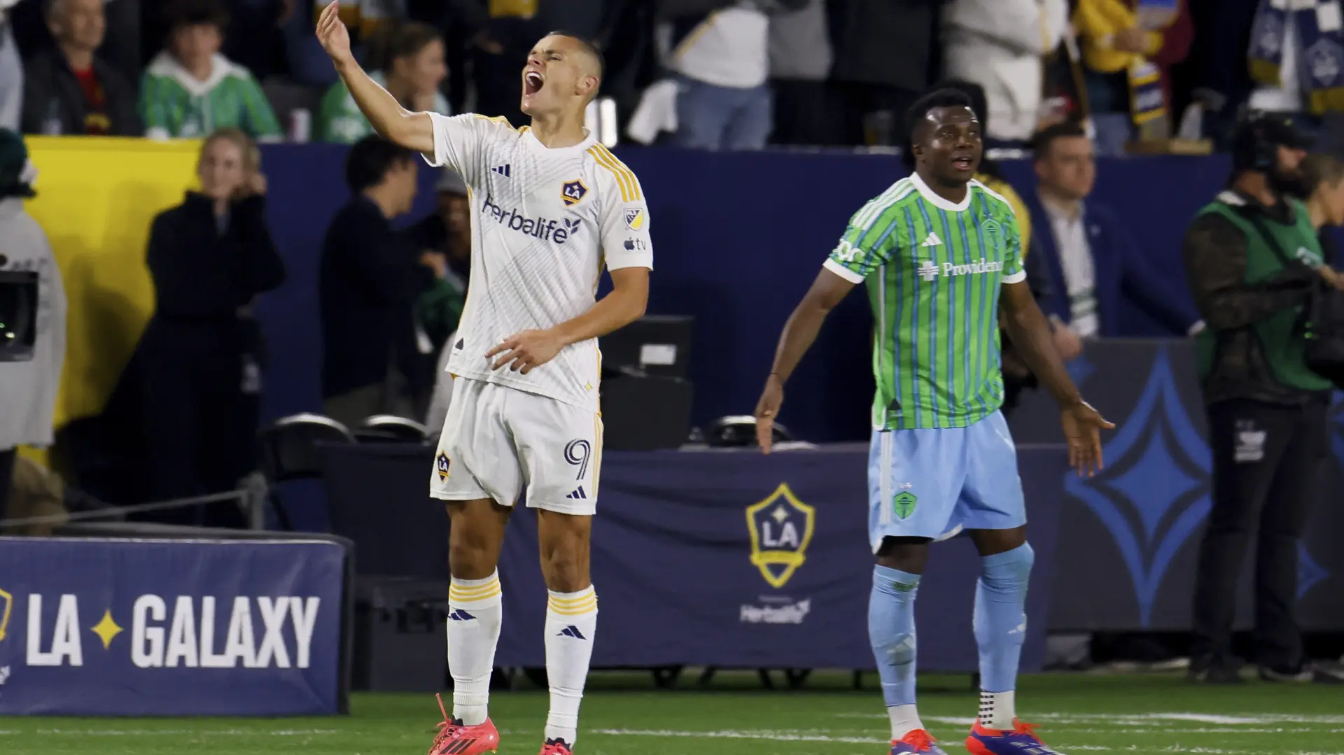 Tan2024-12-0106272255_2 dejan joveljić AP PhotoEtienne Laurent-674c26db3e83c.webp