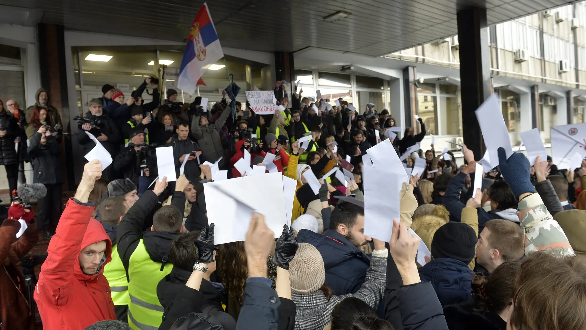 protest studenata, 25 dec 2024 - TANJUG RADE PRELIĆ (3)-676c05f067d5b.webp