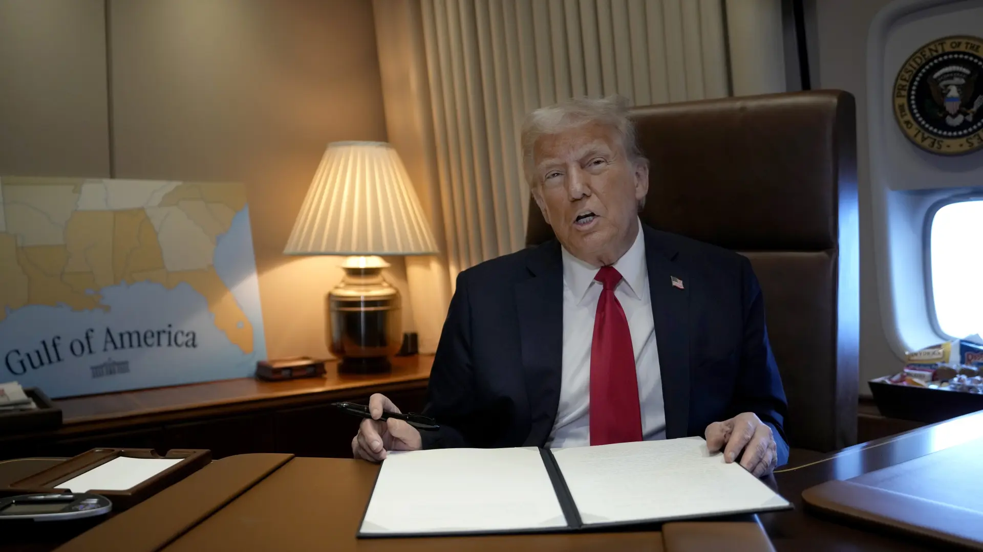 Donald Tramp - AP PhotoBen Curtis-67a9c3dba17c7.webp