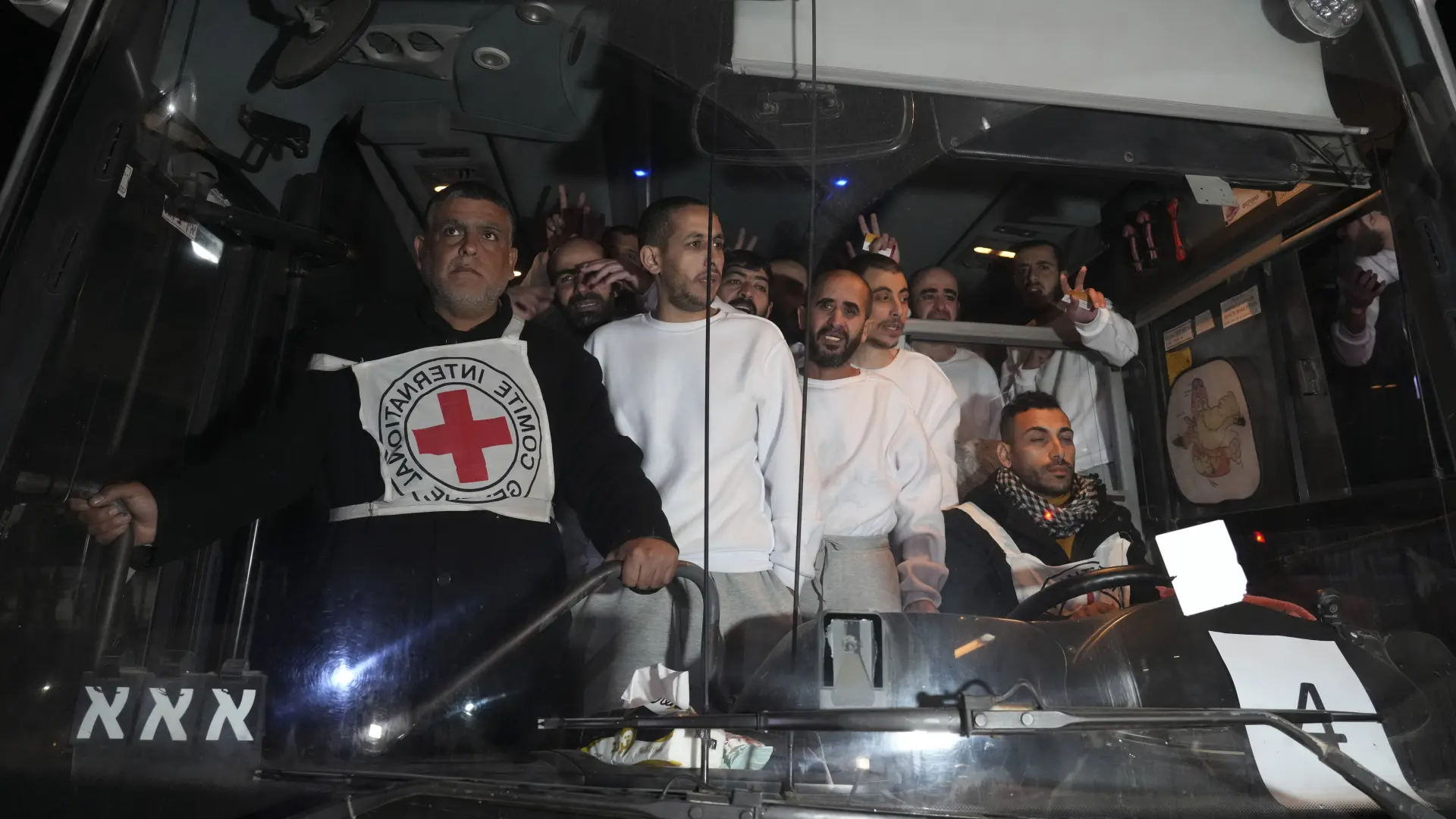 palestinski zatvorenici predaja izrael hamas AP PhotoMohamed Arafat tanjug-67c01b28c3151.webp