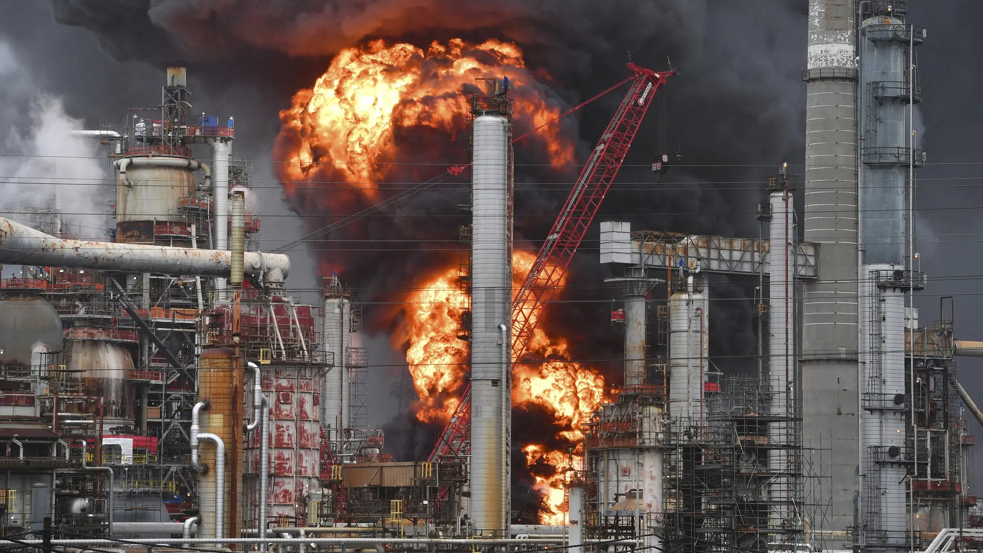 požar u rafineriji nafte kod mestar ramirez u kaliforniji, kalifornija, gori vatra u rafineriji, rafinerija nafte - 2 feb 2025 - Tanjug Jose Carlos Fajardo Bay Area News Group via AP (4)-679f25161f419.webp