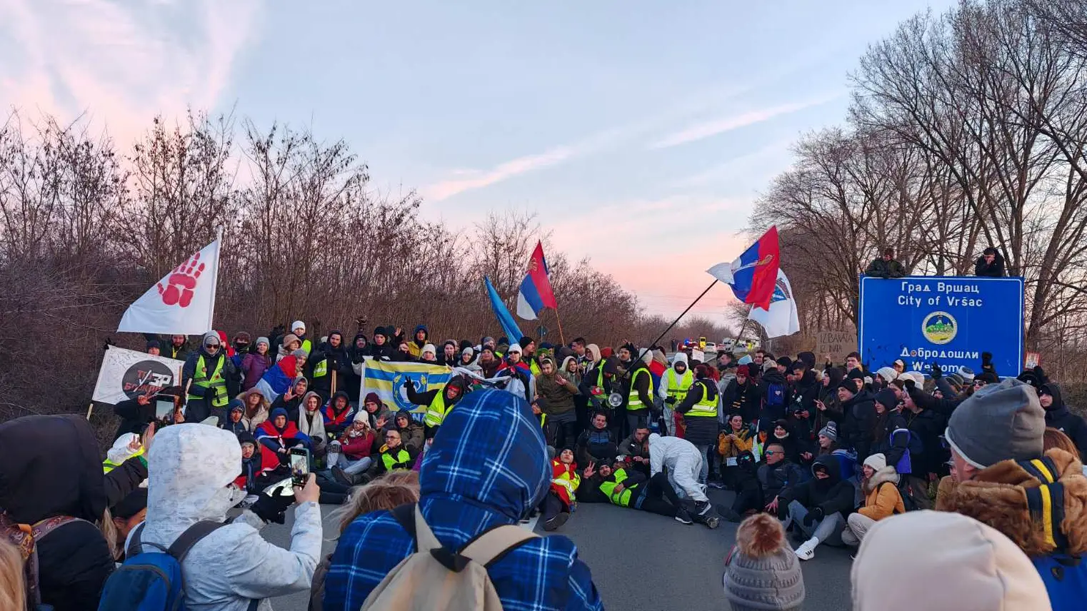 vršac iz banata iz inata protest x@draskojovic-67bb10de663f1.webp