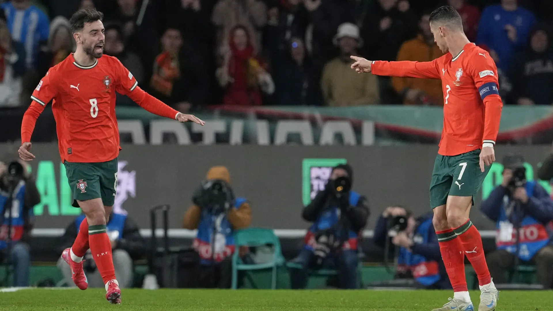 Bruno Fernandeš, Kristijano Ronaldo - Tanjug-AP PhotoArmando Franca-67e9101a27f00.webp
