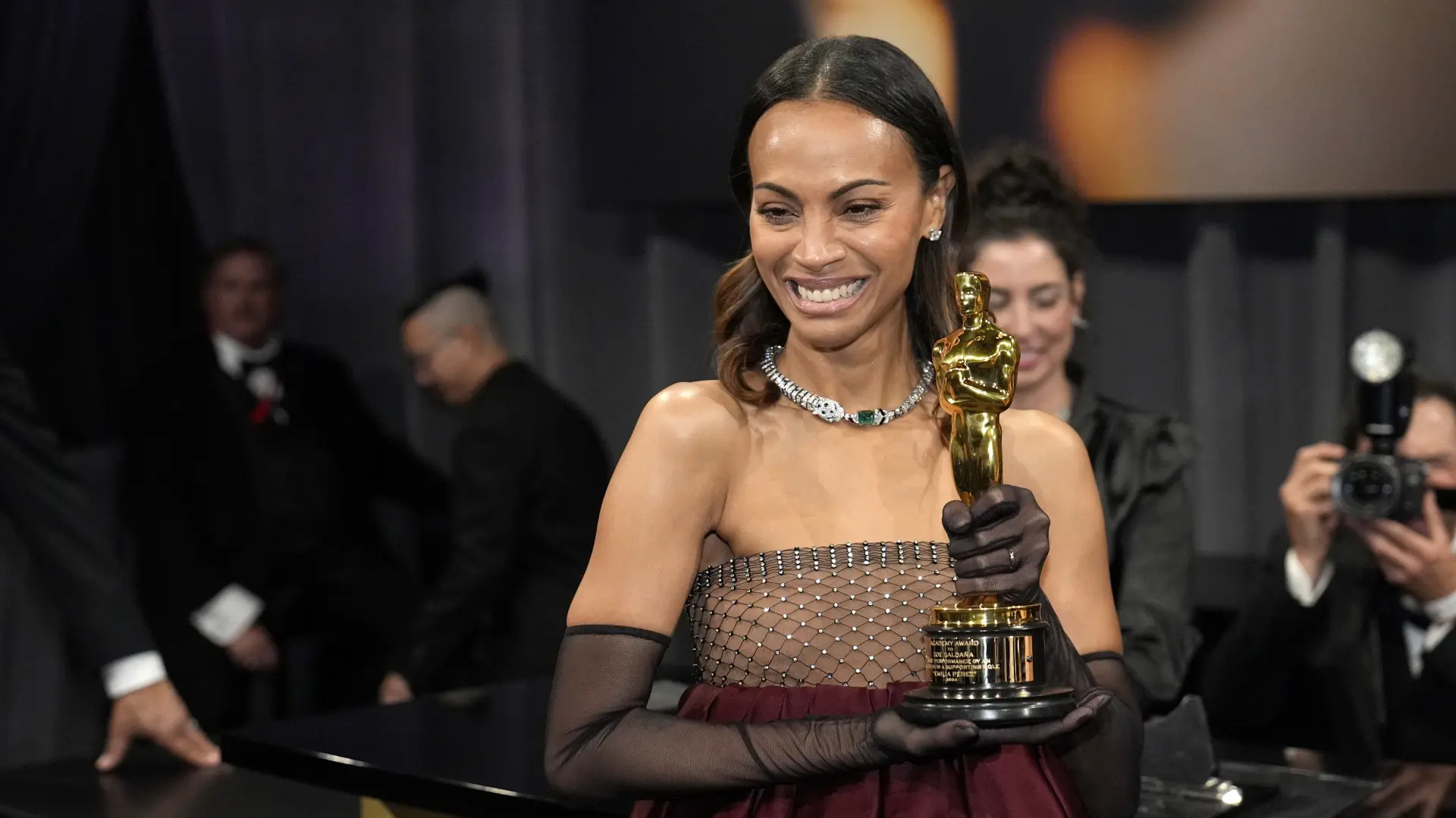Oskar Zoe Saldana John Locher AP-67c556cde25ba.webp