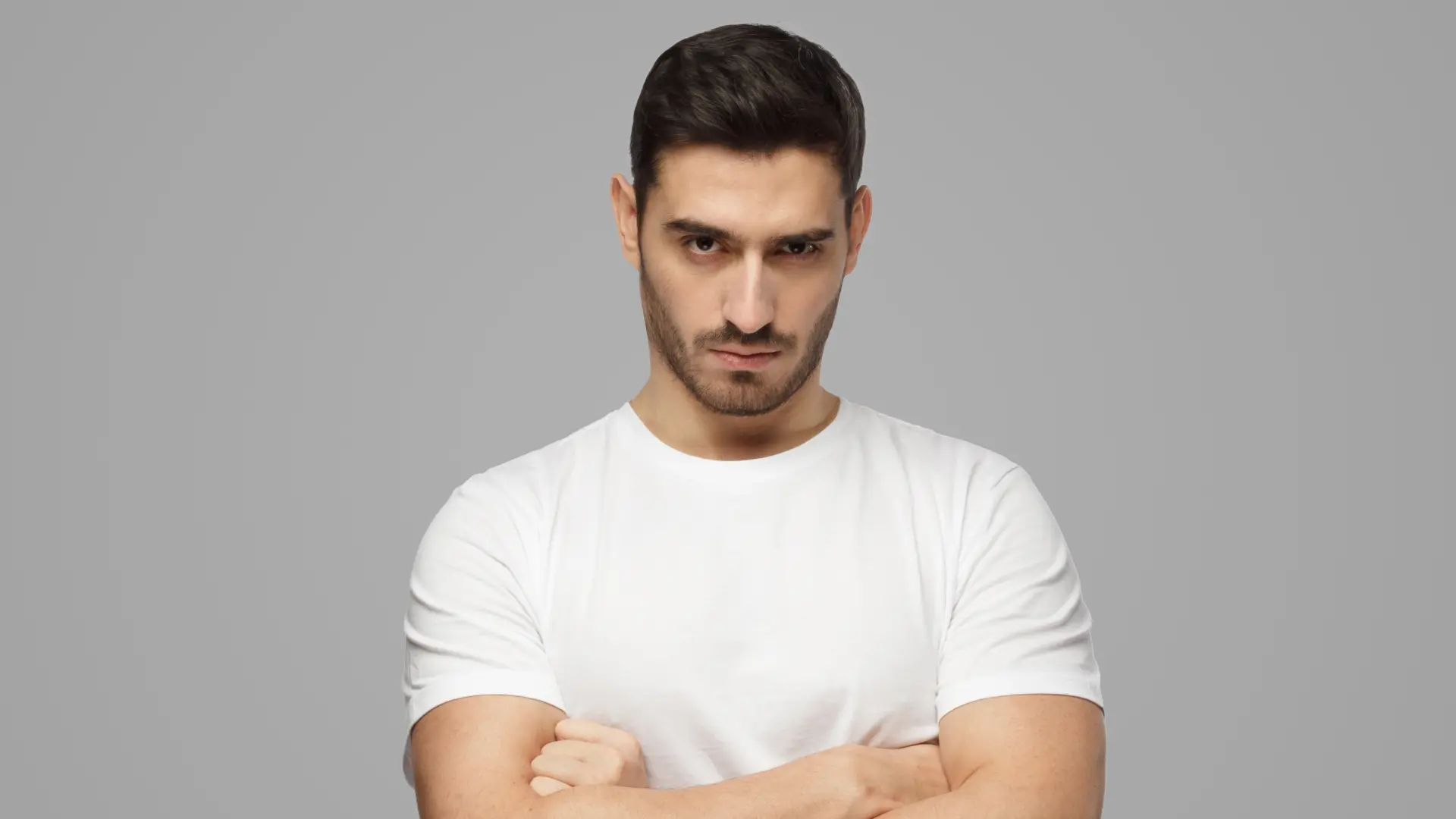 dečko muškarac hladnokrvni ljudi shutterstock-67cd94942095f.webp