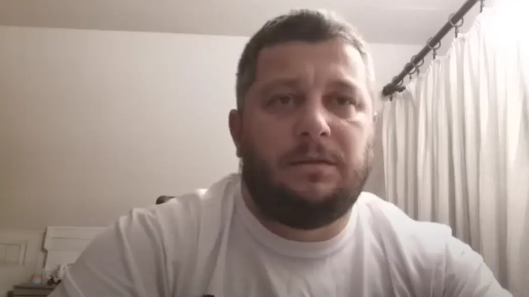 srđan žunić screenshot YT@UNS Ujedinjeni narod Srbije-67d43b8b3da76.webp