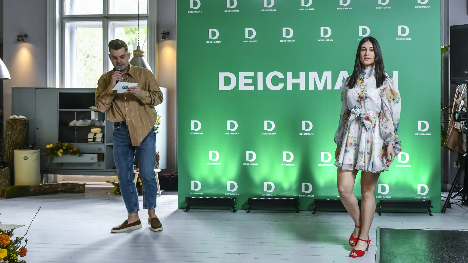 Deichmann Smokvica 168-67fe4b96d2eef.webp