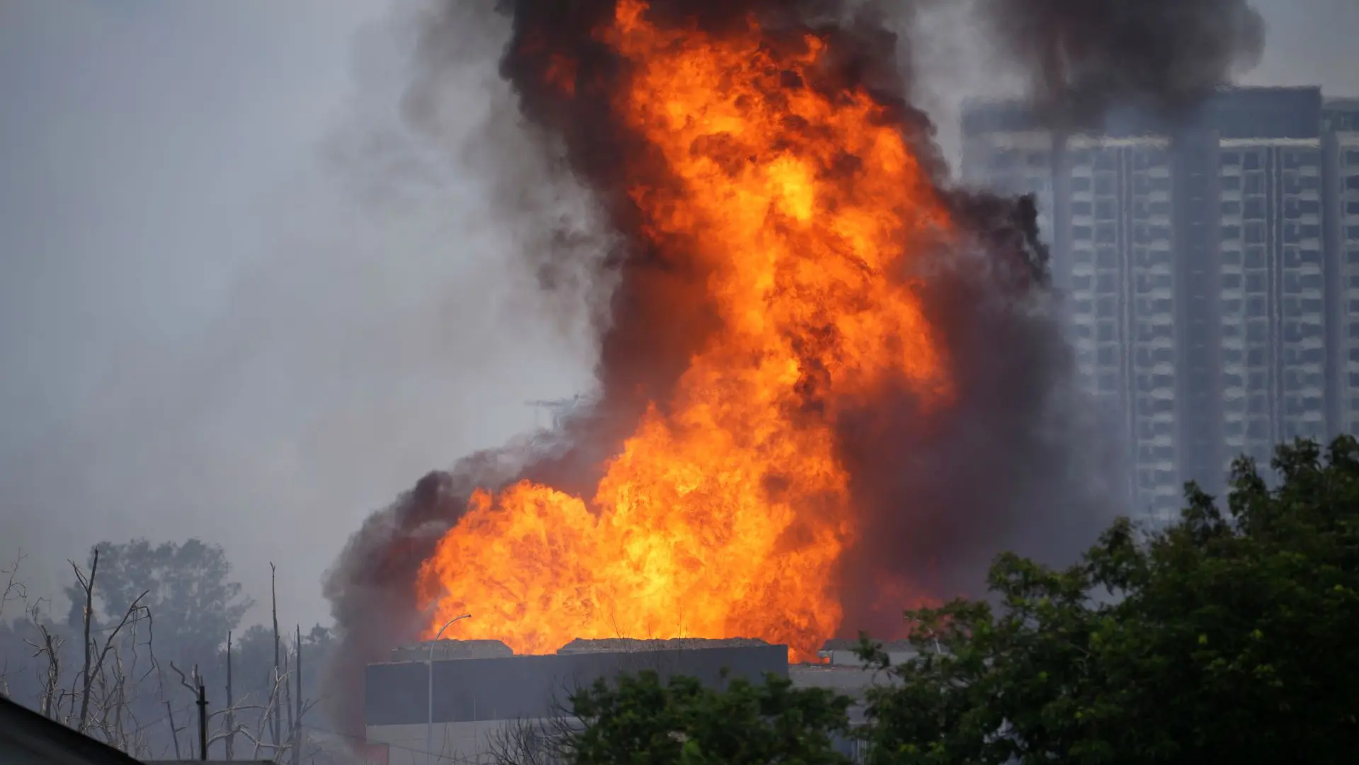 Malezija, požar na gasovodu-Tanjug-AP PhotoVincent Thian-67eba1e131b80.webp