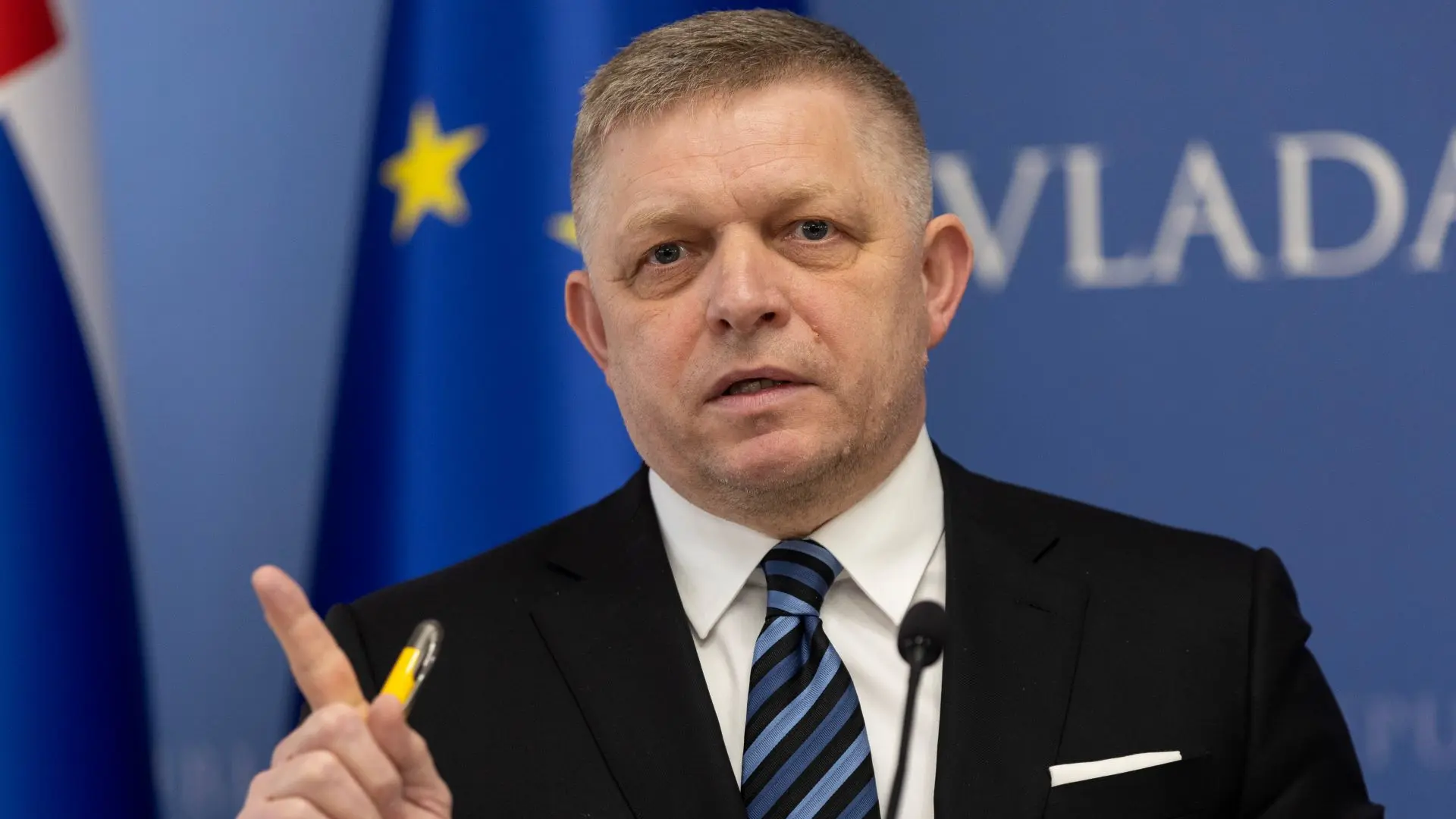 Robert Fico - TANJUG FOTO HINA DAMIR SENČAR-67ff96bd86212.webp