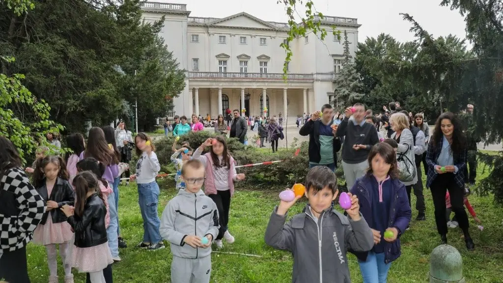 kraljevski dvor, vaskrs - 17 april 2025 - Odnosi s javnošću Kraljevski Dvor (3)-6801179c8fc55.webp