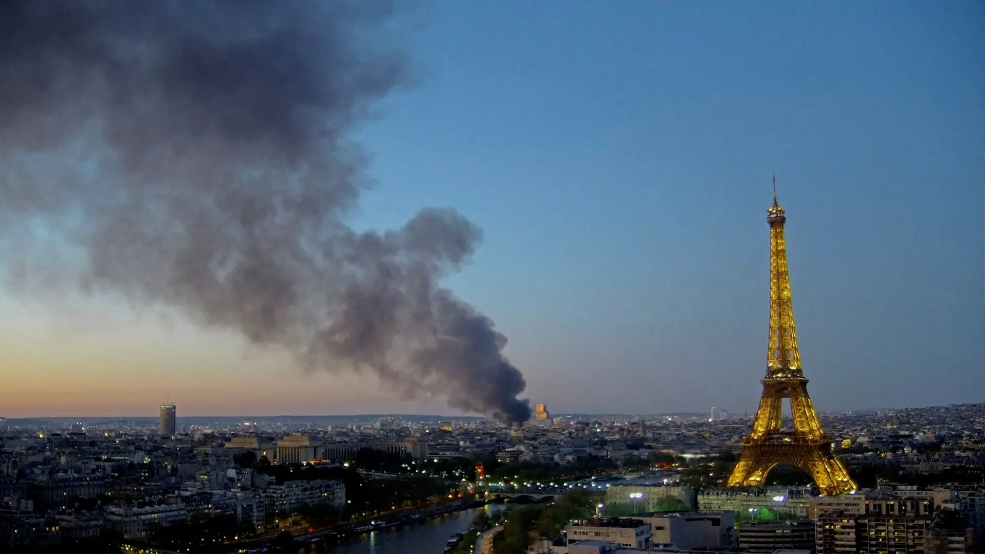 požar u parizu, pariz - 7 april 2025 - REUTERS  (2)-67f4d52397214.webp