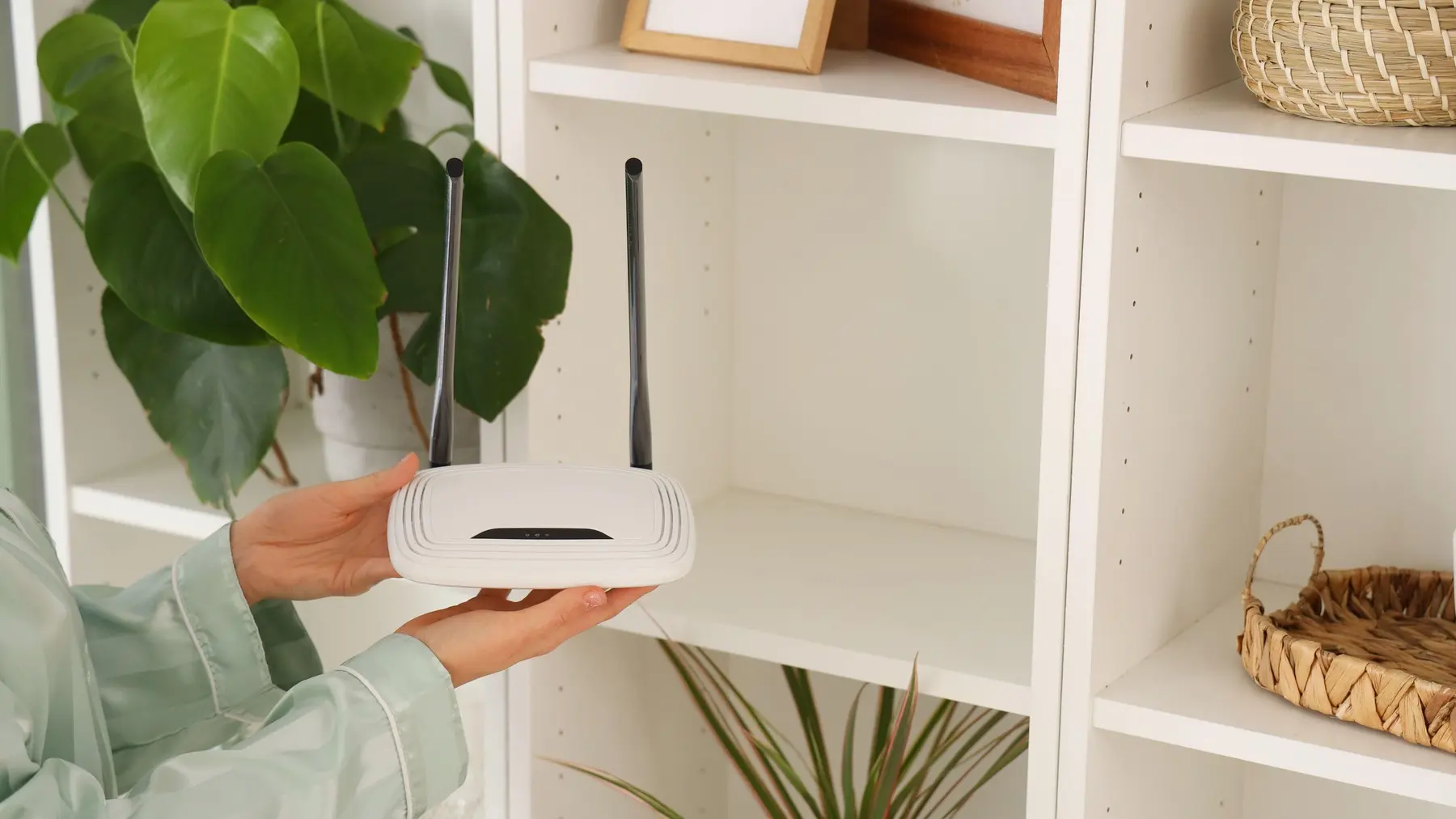 profimedia-0982803714 wifi signal internet ruter-68074c8ab8fab.webp