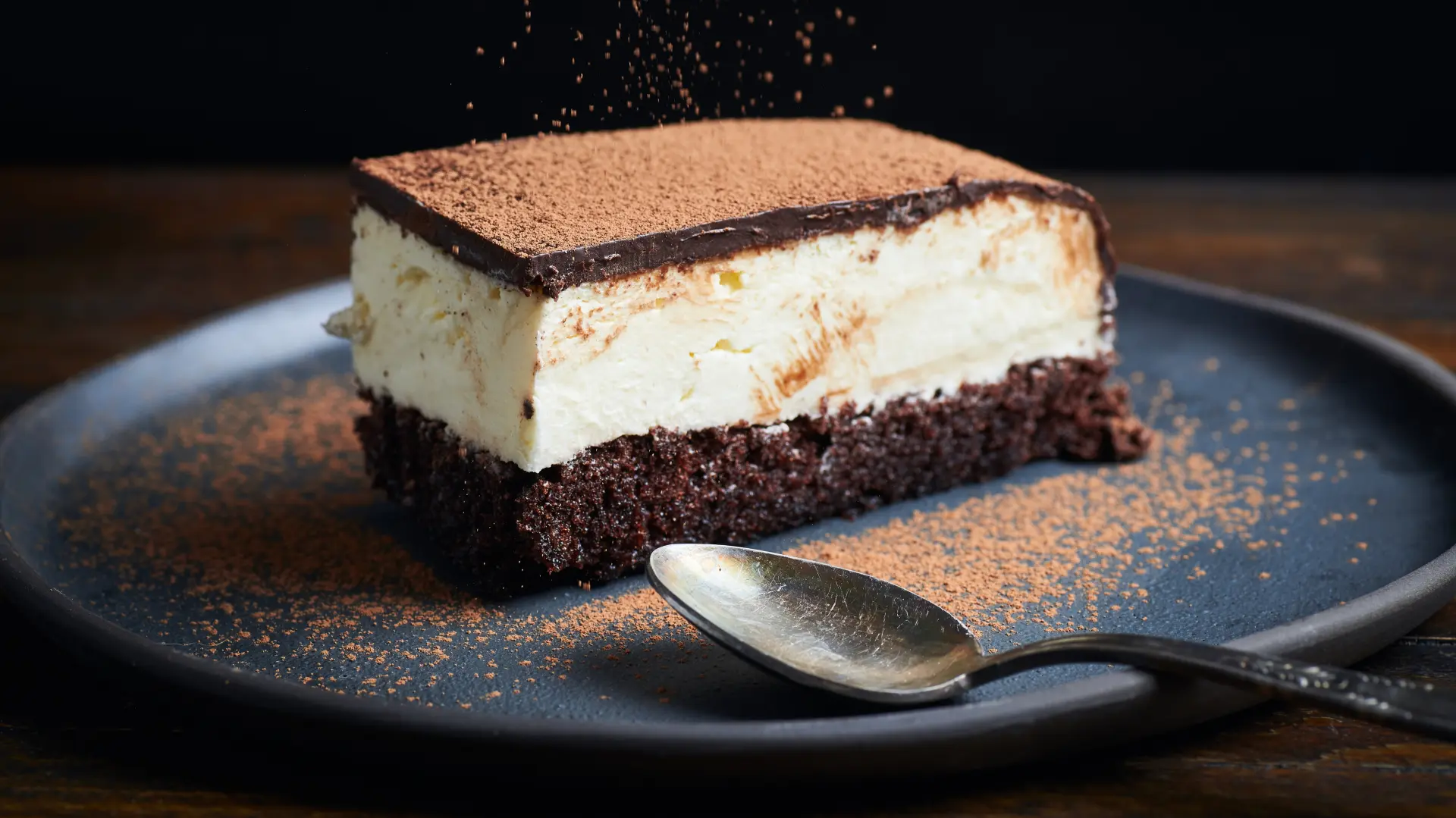 shutterstock_2126905820 ledene kocke-680cb3a7b105f.webp