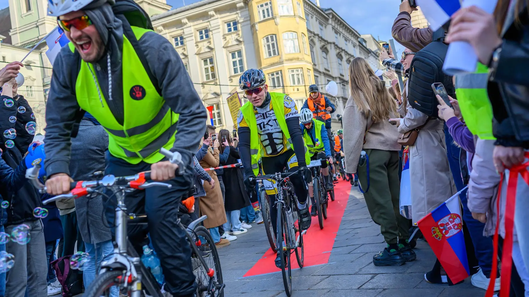 studenti u blokadi, biciklisti strazbur - IMAGO  imago stock&people  Profimedia-67f8e5bb583bb.webp