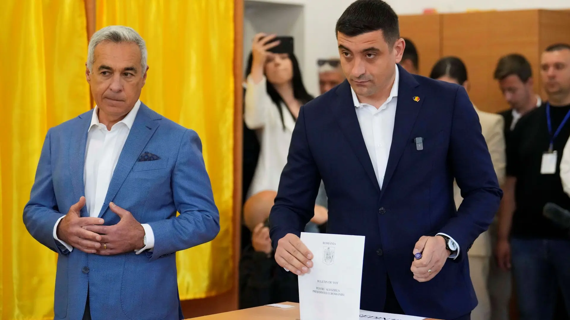 Đorđe Simion, Kalin Đorđesku - Tanjug - AP PhotoVadim Ghirda-68170b8a30064.webp