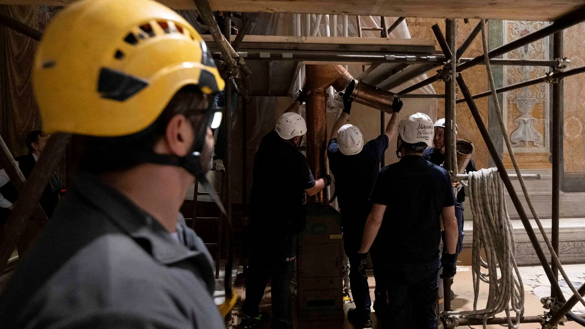 Peć za glasačke listiće, sikstinska kapela - Vatican MediaFrancesco Sforza­Handout via REUTERS-6815d79e4969e.webp