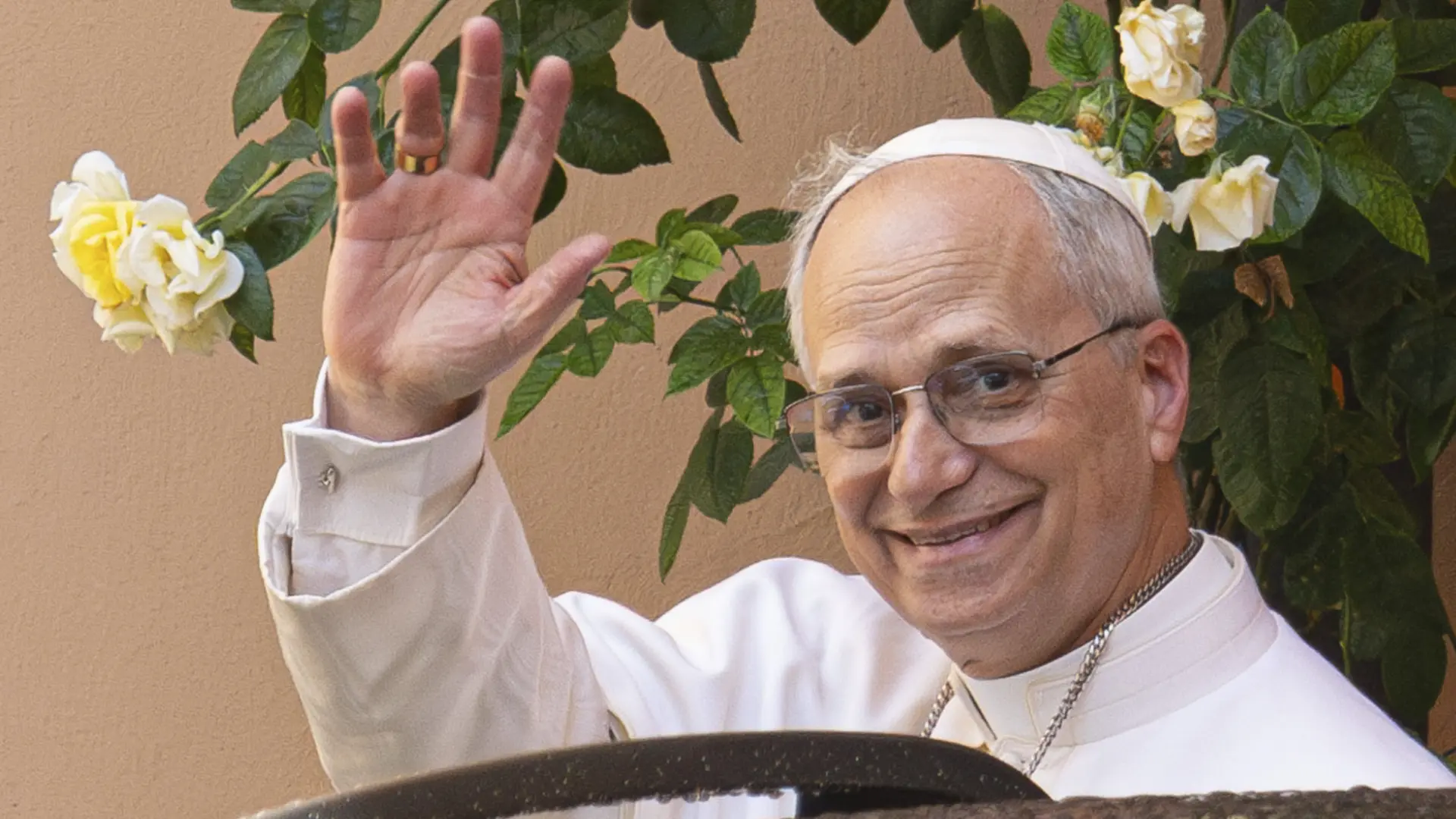 Tan2025-05-1316402420_1 (papa lav xiv AP PhotoDomenico Stinellis-68298fc34dd43.webp