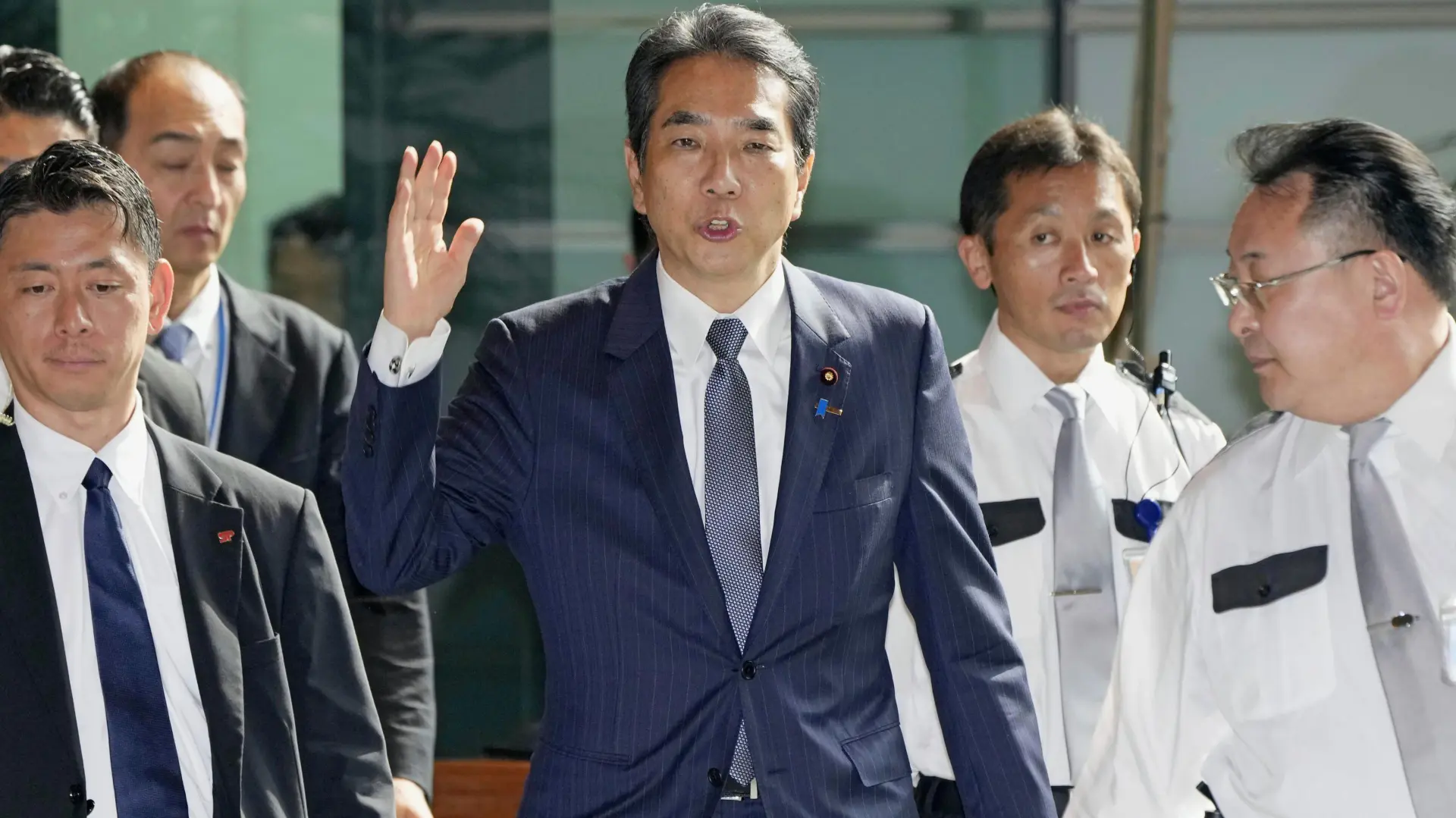 Tan2025-05-2101592327_4 taku eto ap photo-682db1eb9e87c.webp