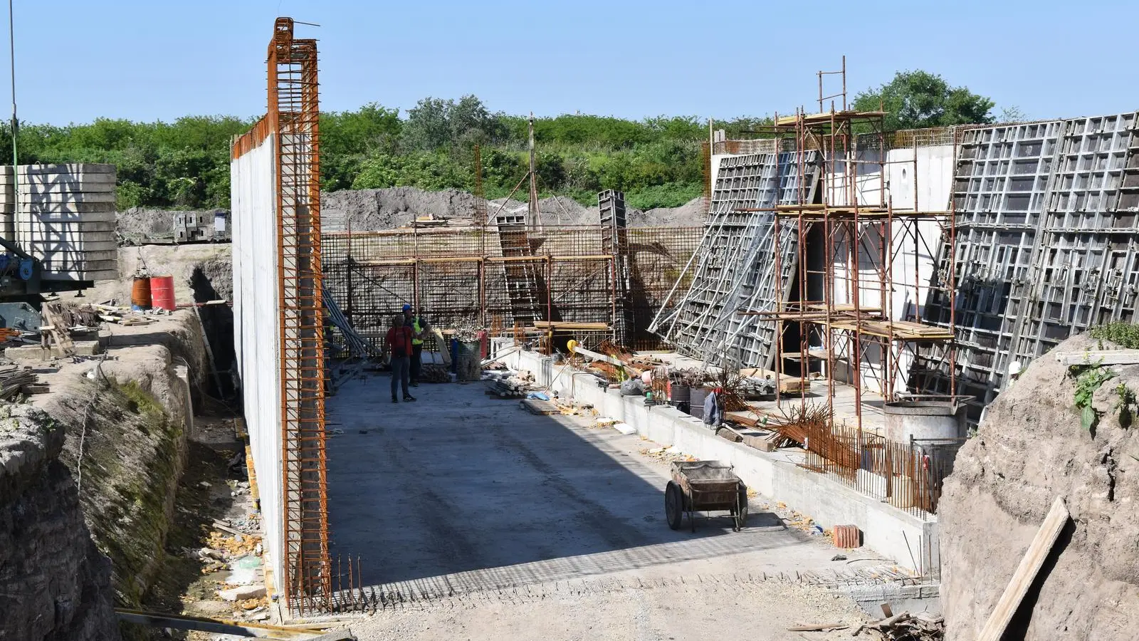 Zrenjanin, kolektor za vodu - TANJUG MINISTARSTVO ZAŠTITE ŽIVOTNE SREDINE JOVANA ROŠUL-6814be2dc9248.webp