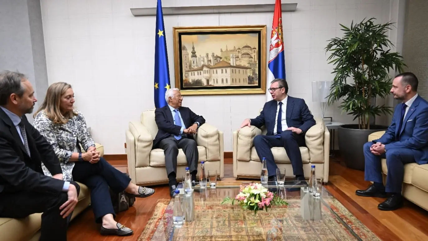 aleksandar vučić  antonio košta facebook@aleksandarvučić-6822370ed0989.webp