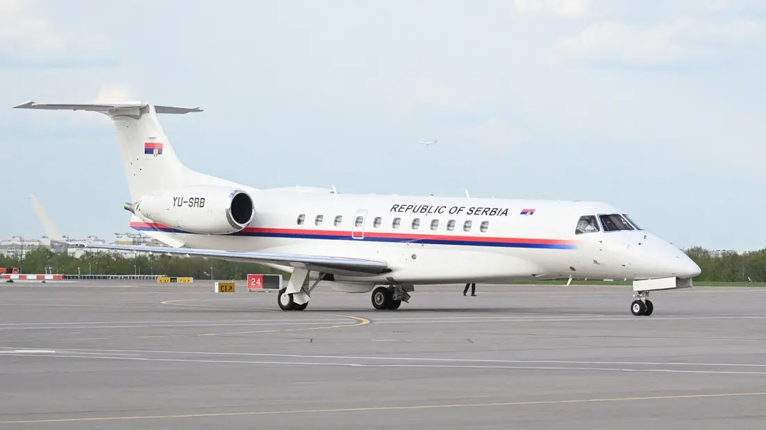 avion republike srbije, vučićev avion koji prevozi aleksandra vučića, srpski predsednički avion za predsednika srbije, aleksandar vučić, moskva - 7 maj 2025 - profimedia-0996342388-681cfc9fbbd45.webp
