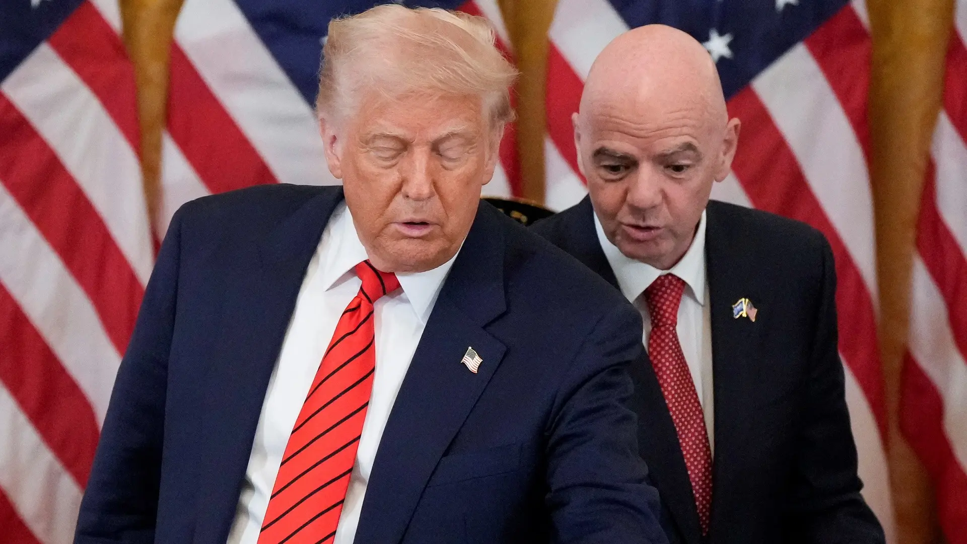 donald tramp, đani infantino, sp u fudbalu 2026 - 6 maj 2025 - Reuters (5)-681b5032a88b8.webp