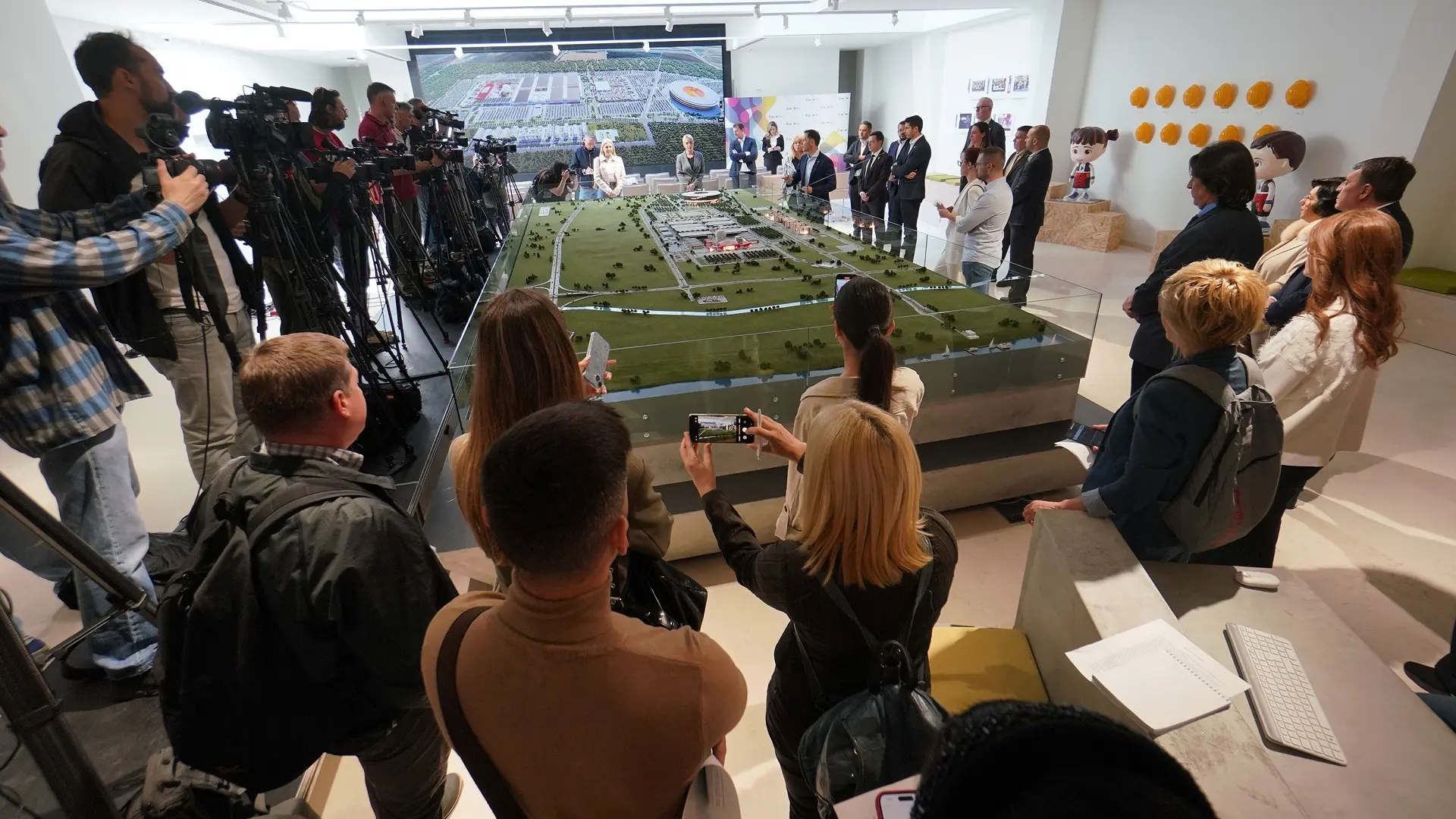 maketa ekspo 2027 belgrade, expo beograd, 15 maj 2025 - TANJUG MINISTARSTVO FINANSIJA DRAGAN KUJUNDŽIĆ (2)-6825cf97a7514.webp