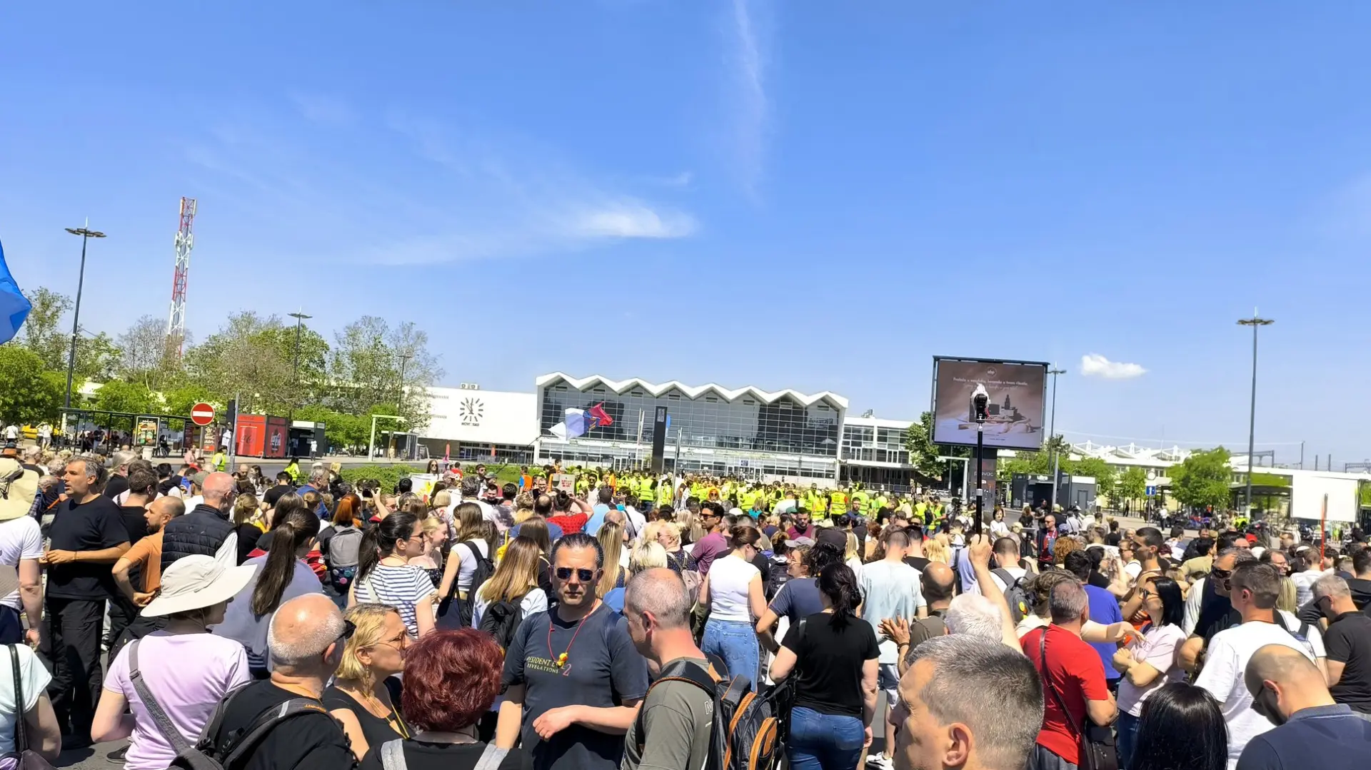 novi sad šest meseci nadstrešnica protest x@@VNovakovic90807-68135aba82238.webp