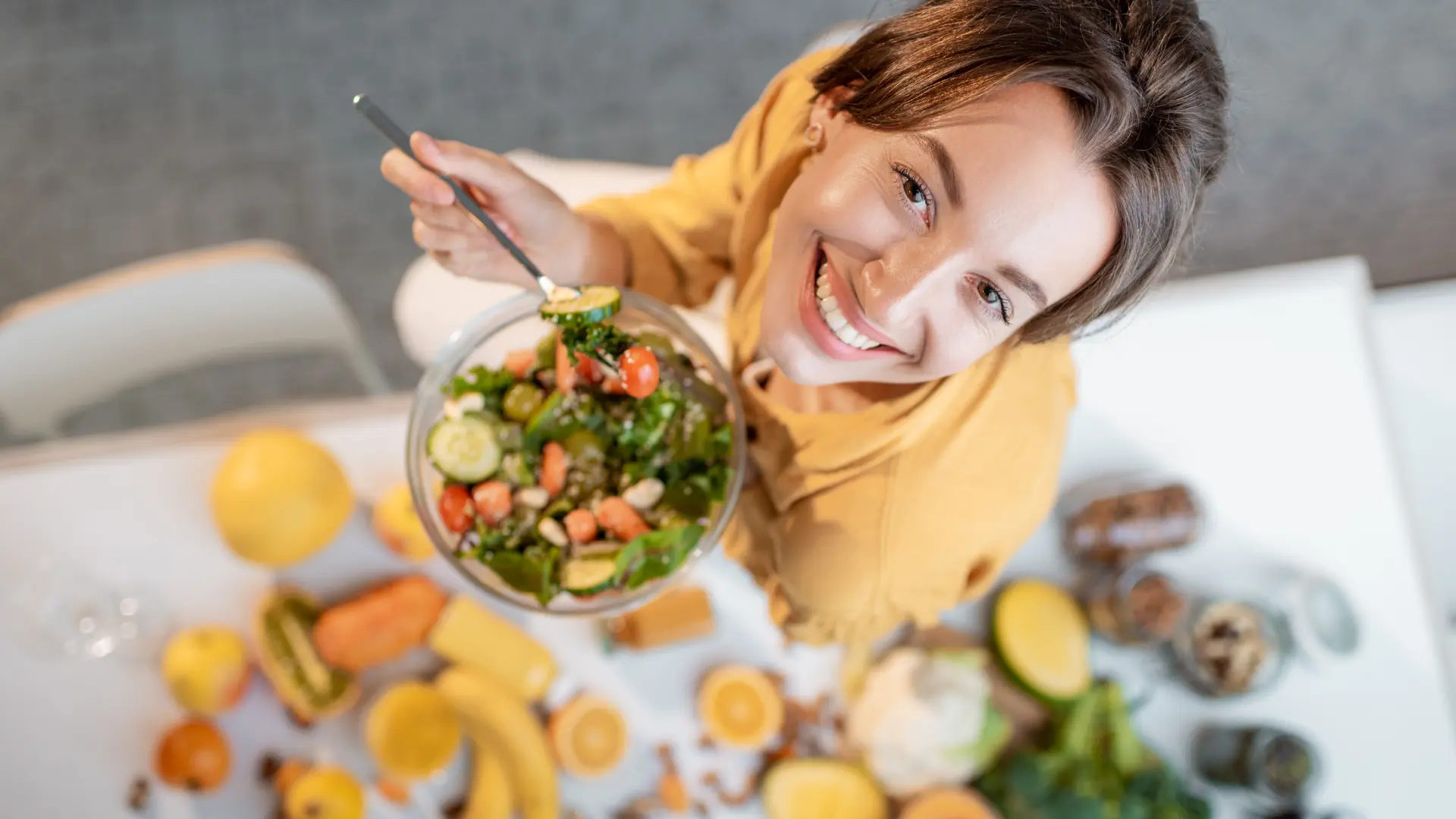 shutterstock_1667866780 dijeta salata doručak hrana osmeh zdravlje zdrava obrok  nega-68270adcb4ddb.webp