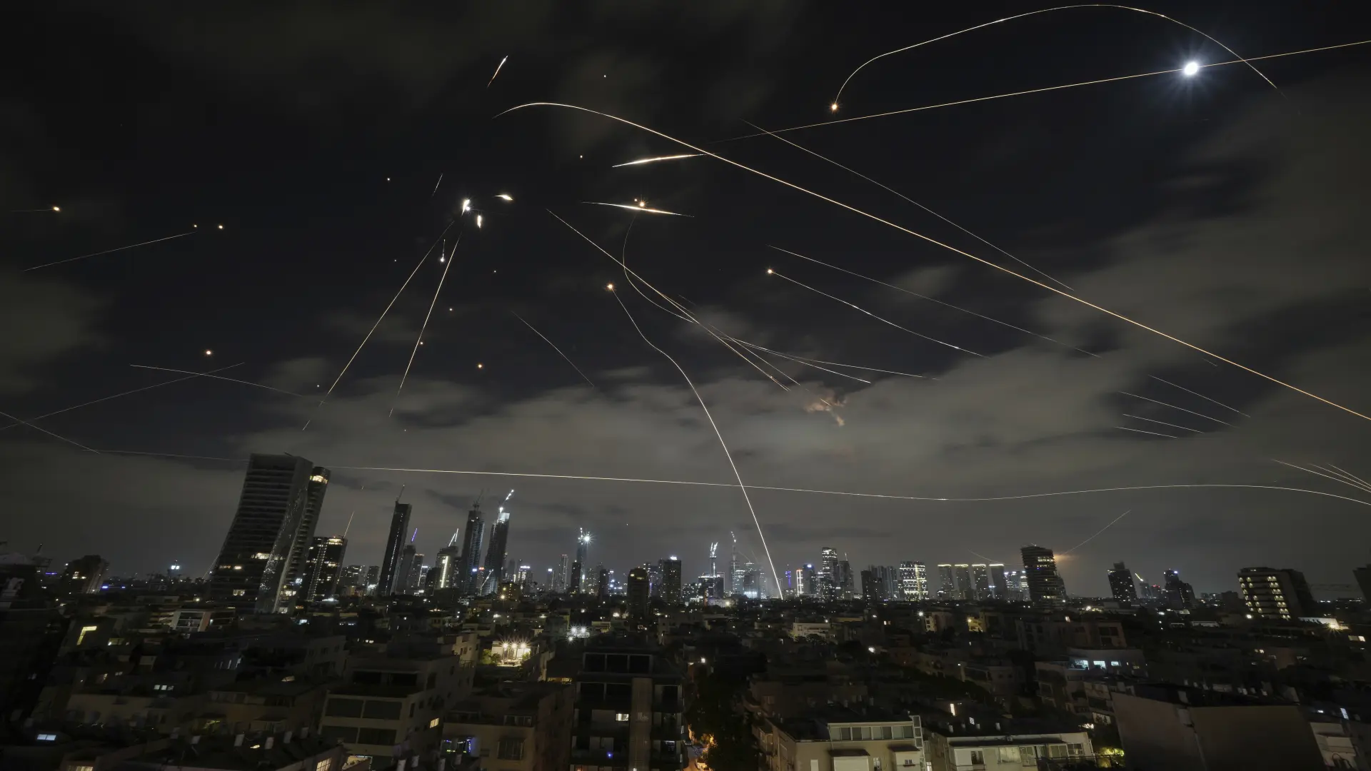 AP PhotoLeo Correa, Tanjug  izrael tel aviv rat rakete napad iraka-684ff068e224c.webp