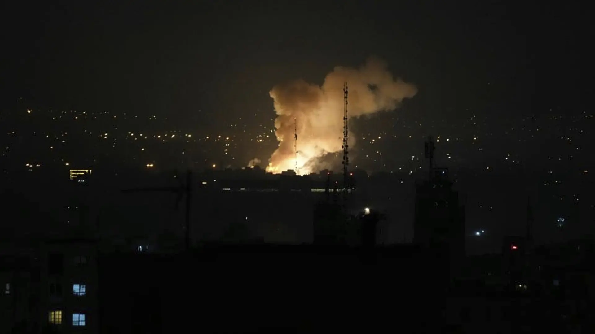 Tan2025-06-1505022078_8 iran napad izraela AP PhotoVahid Salemi-684ee3216854e.webp