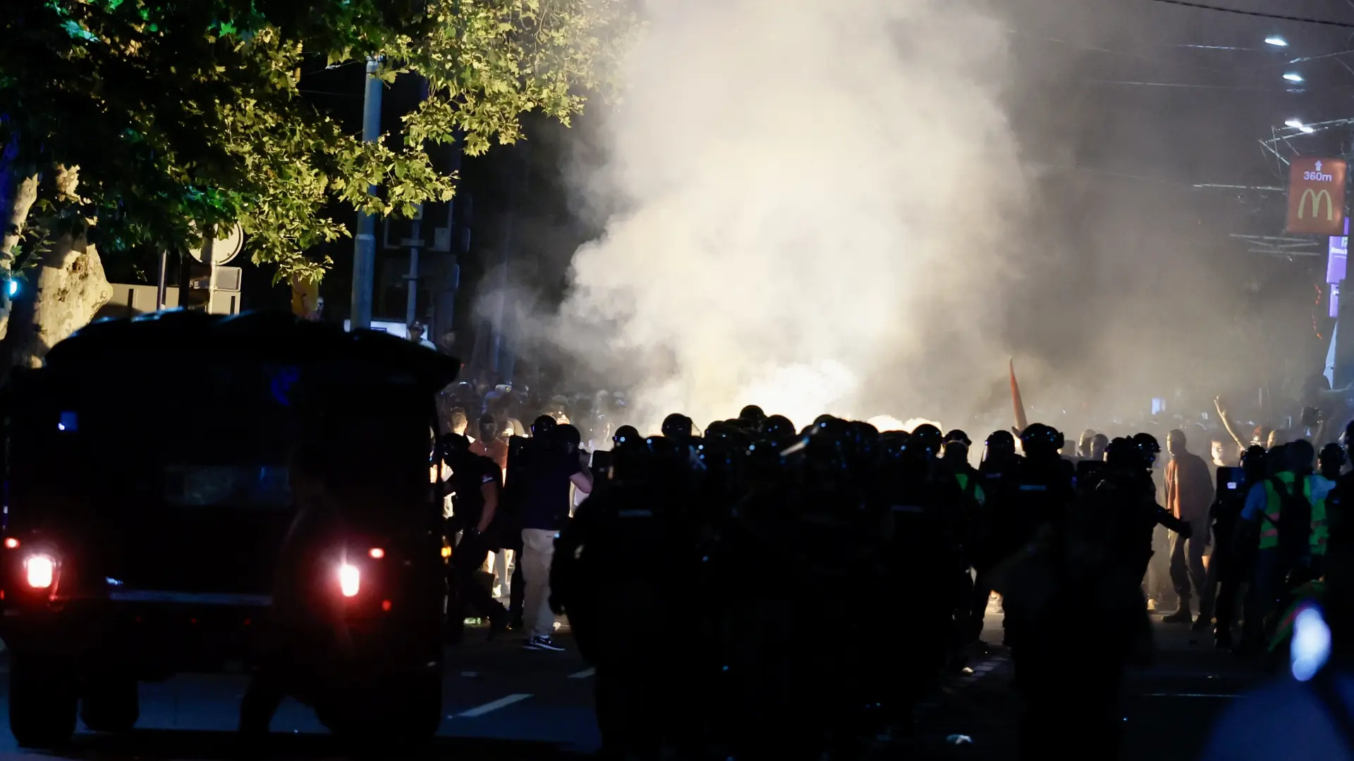 Tan2025-06-2822333396_9 policija protest neredi beograd mup marko đoković-6860592230dab.webp
