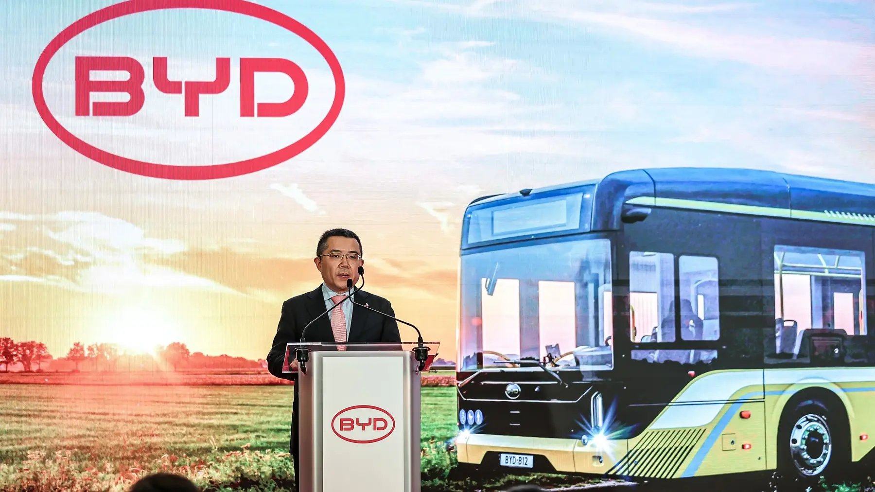električni autobus BYD, 27 jun 2025 - profimedia-1015607185-6862866ecde62.webp