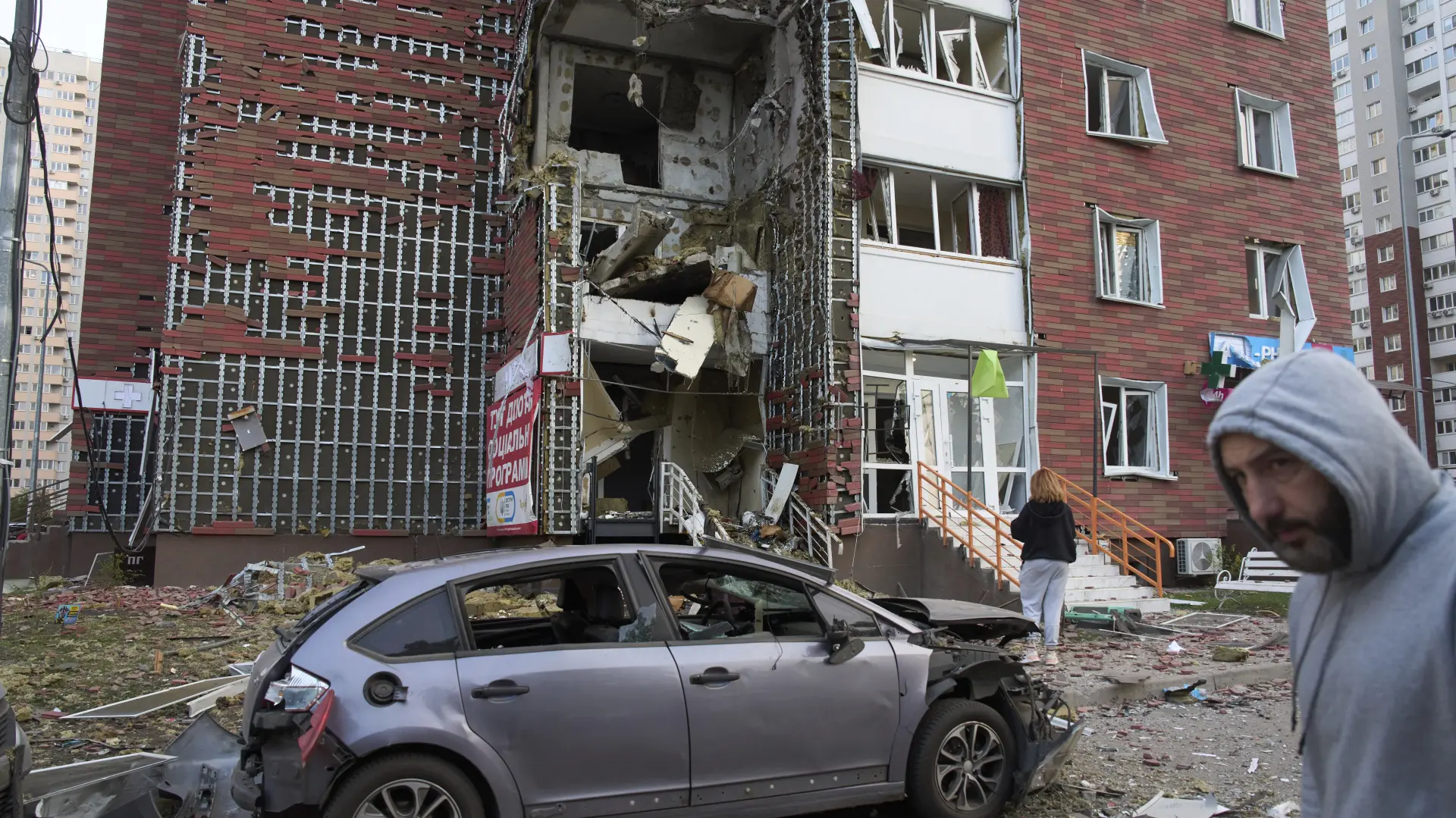 kijev ukrajina ruski napad AP PhotoEfrem Lukatsky tanjug-68480f836daa6.webp