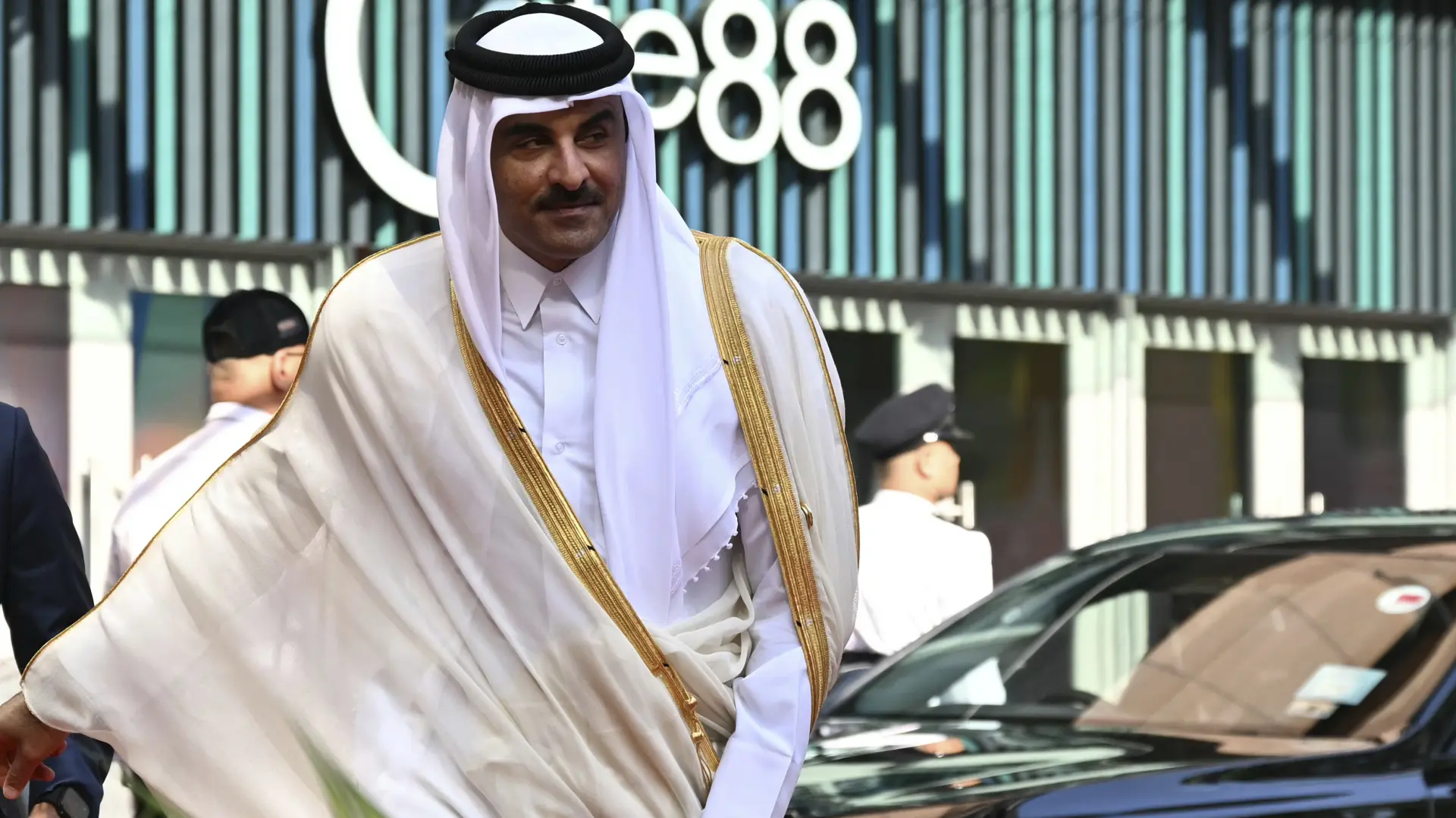 permijer katar šeik mohamed bin abdulrahman al tani (Mohd RasfanPool Photo via AP tanjug-685a4ff5b132d.webp