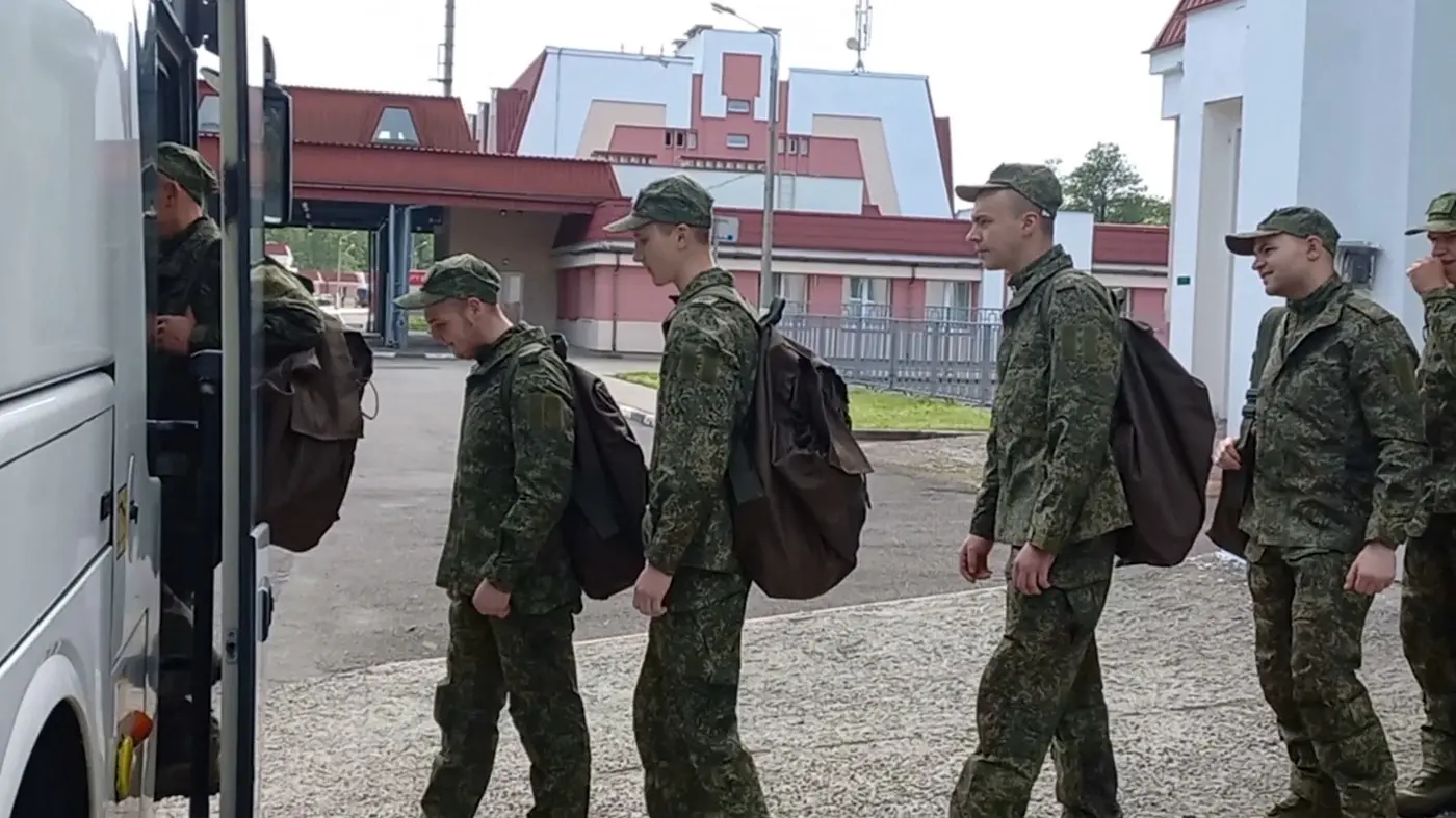 povratak ruskih zarobljenika iz ukrajine, ruski ratni vojni zarobljenici, ruski vojnici - 9 jun 2025 - profimedia-1008796948-6846d5ec8499b.webp