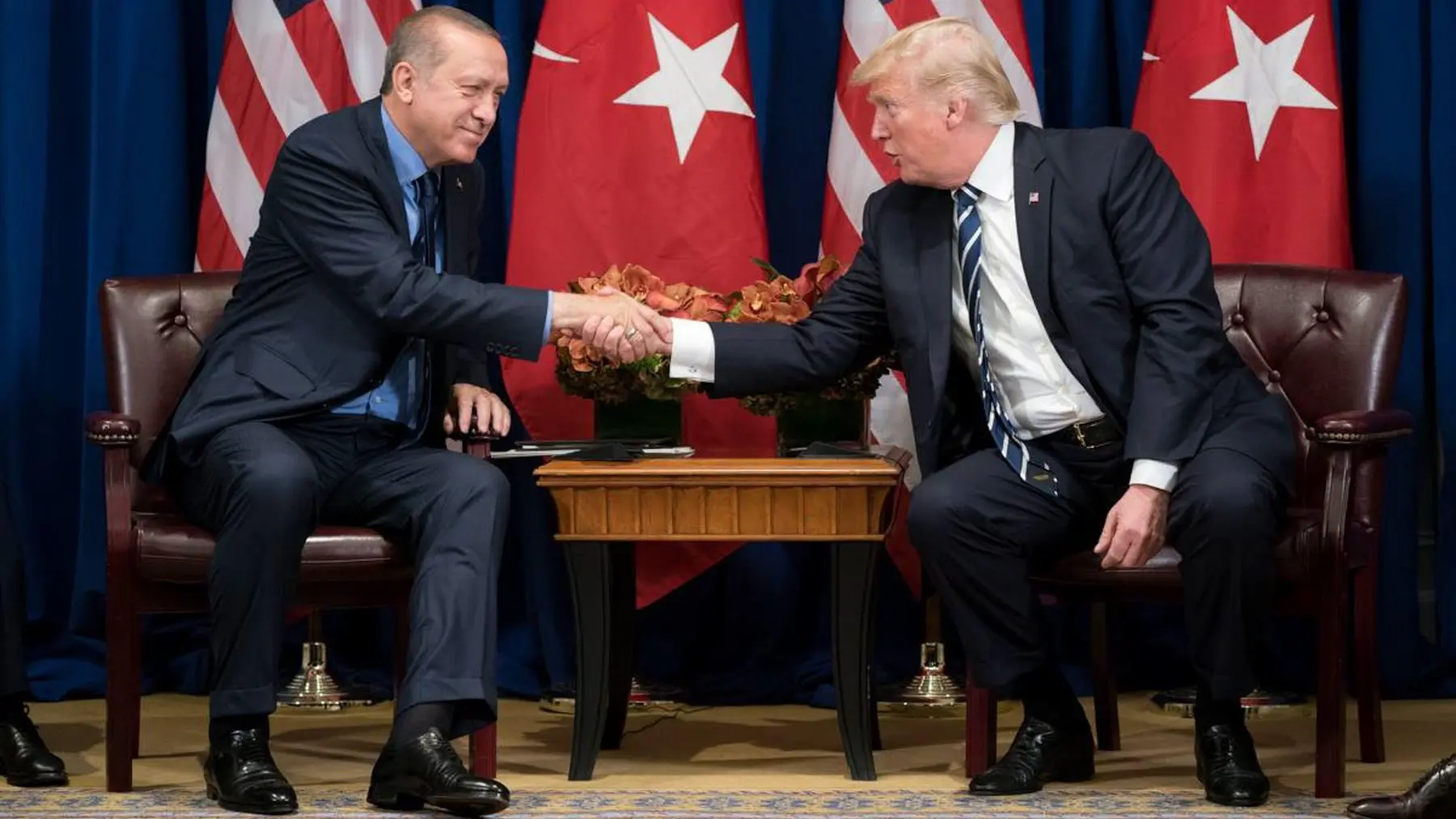 profimedia-0979480209 donald tramp redžep tajip erdogan-684f0536469ca.webp