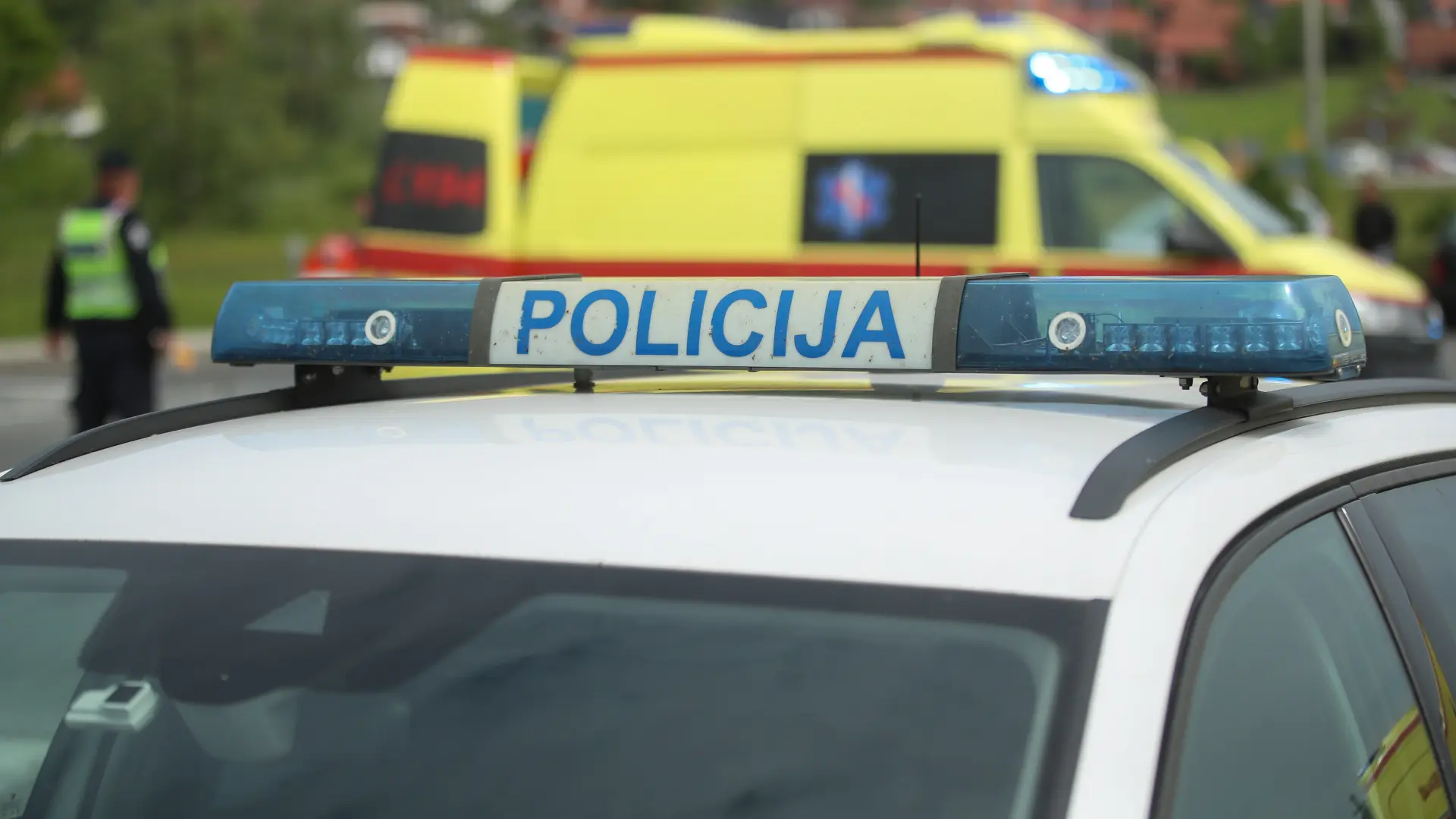 PXL_090525_132426408 policija hrvatska hitna pomoc nesreca Zeljko LukunicPIXSELL-6885cc40cdc52.webp