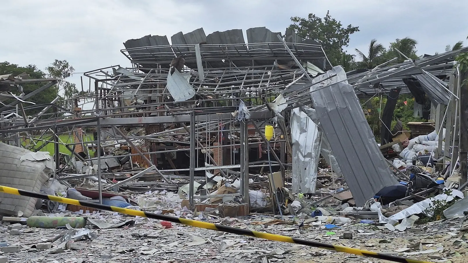 eksplozija tajland, 30 jul 2025 - Provincial Public Relations Office Suphan Buri via AP (1)-688a146535d23.webp