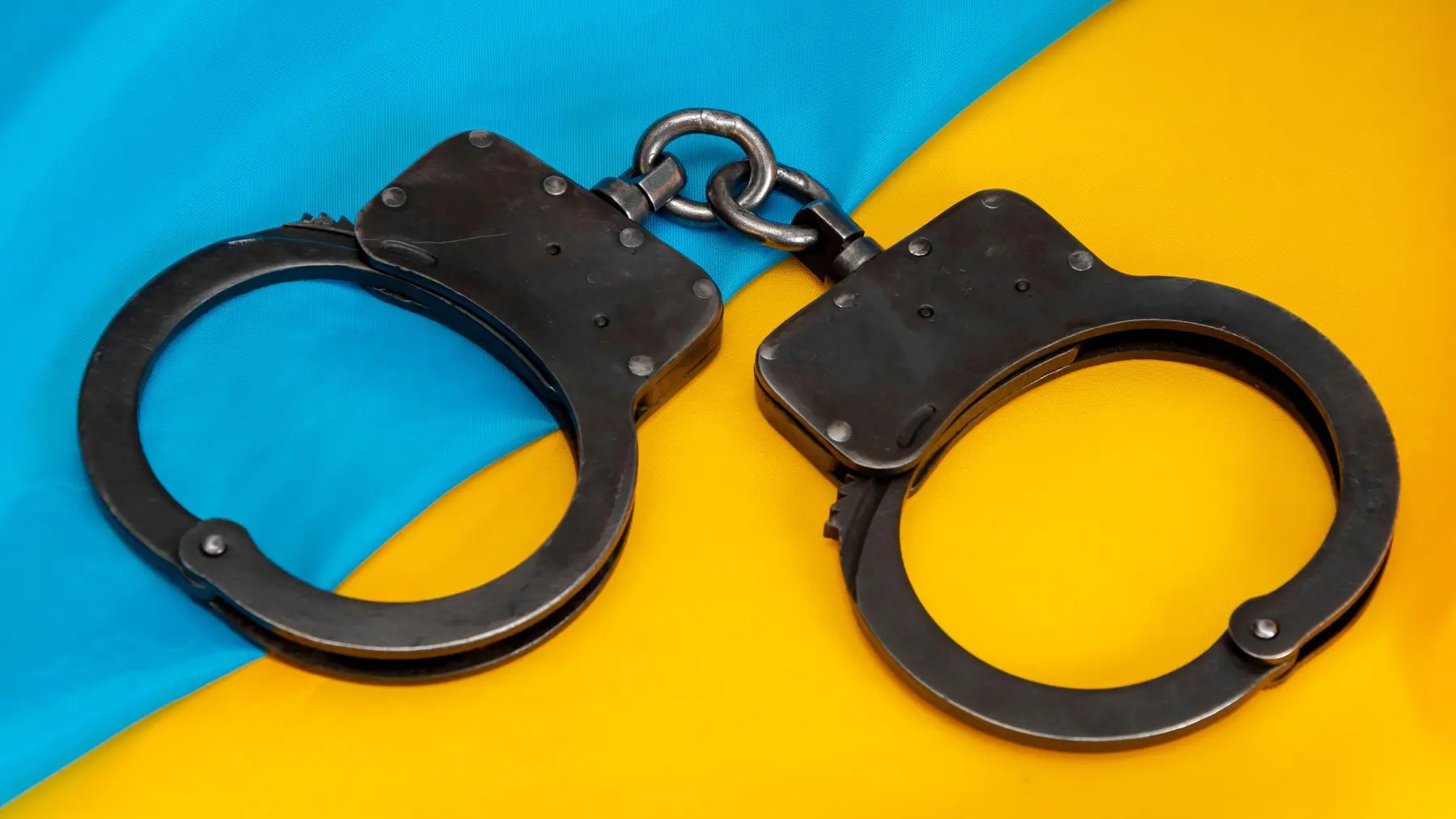 hapšenje u ukrajini, lisice, ukrajina - profimedia-0986123478-6880f158db71e.webp