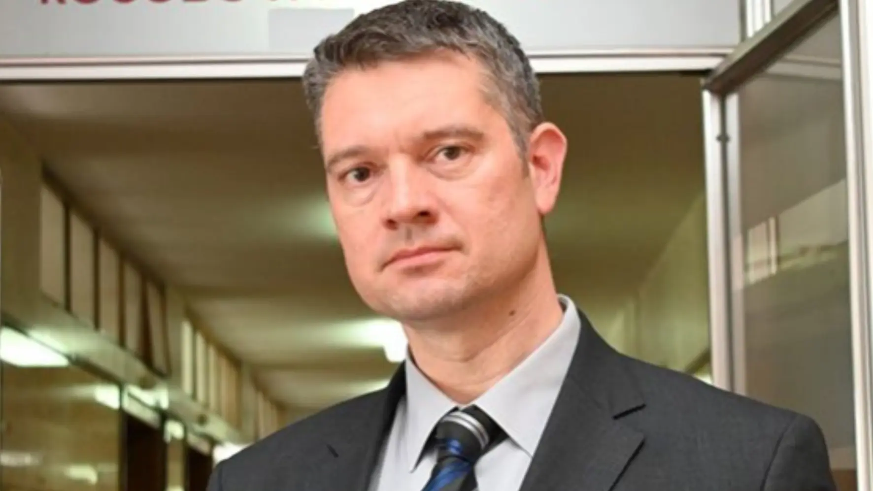 igor popović kancelarija za kim-687b4d83730a7.webp