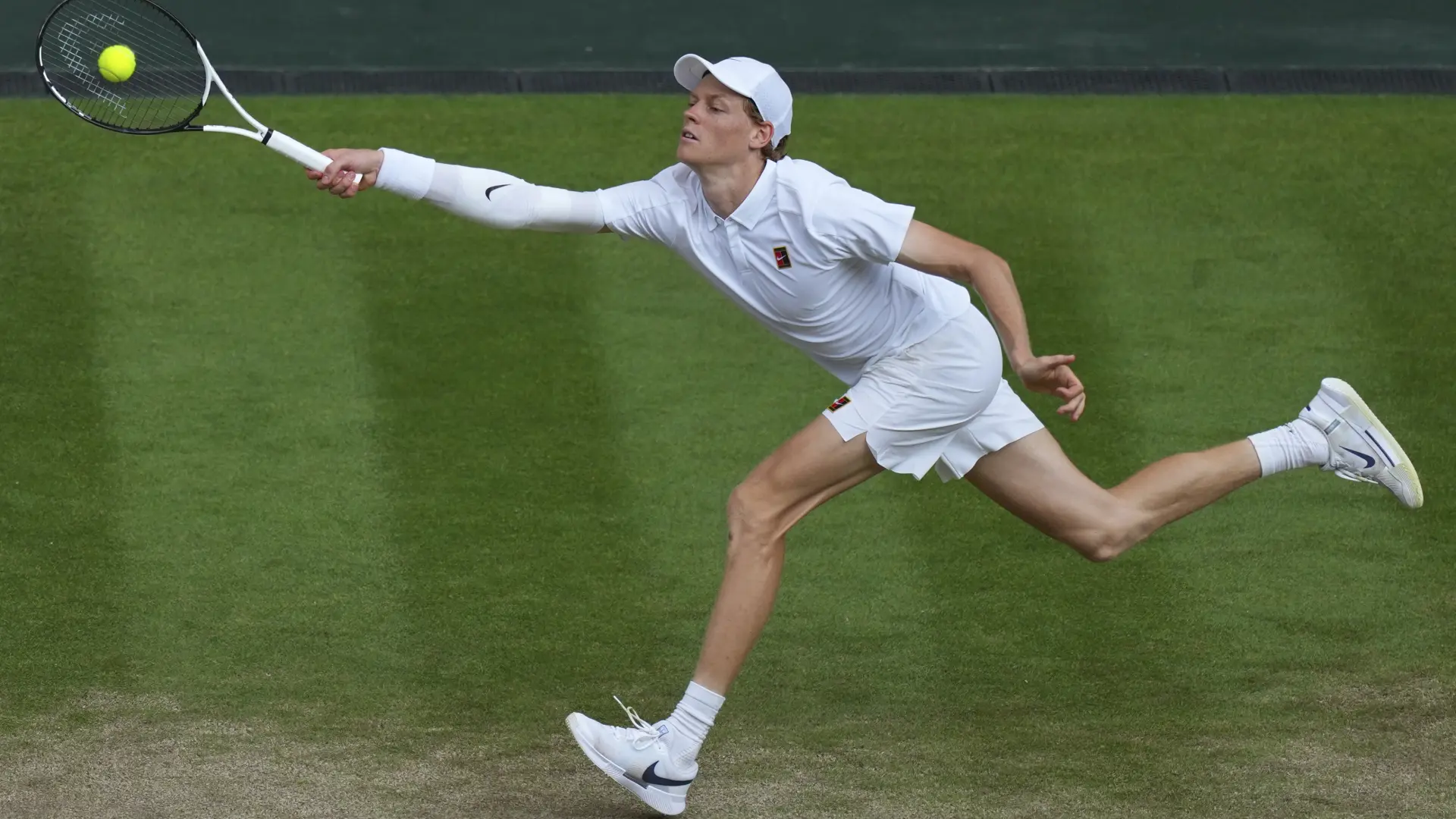 janik siner vimbldon (AP PhotoJoanna Chan) tanjug-6873fc202ec8d.webp