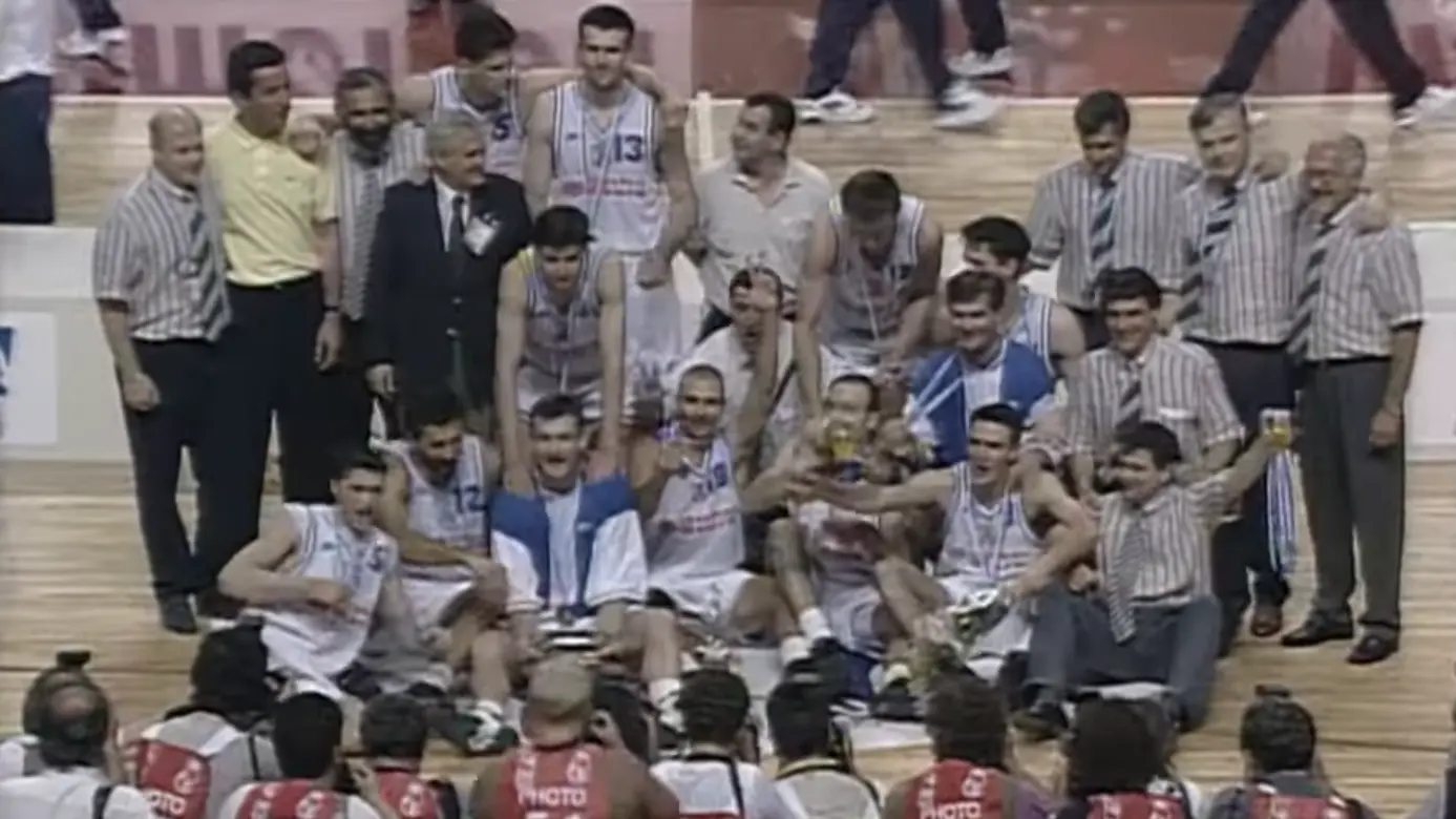jugoslavija prvak evrope, ep u košarci 2 jul 1995 - foto Printscreen Youtube FIBA Basketball-6864f910a76f1.webp