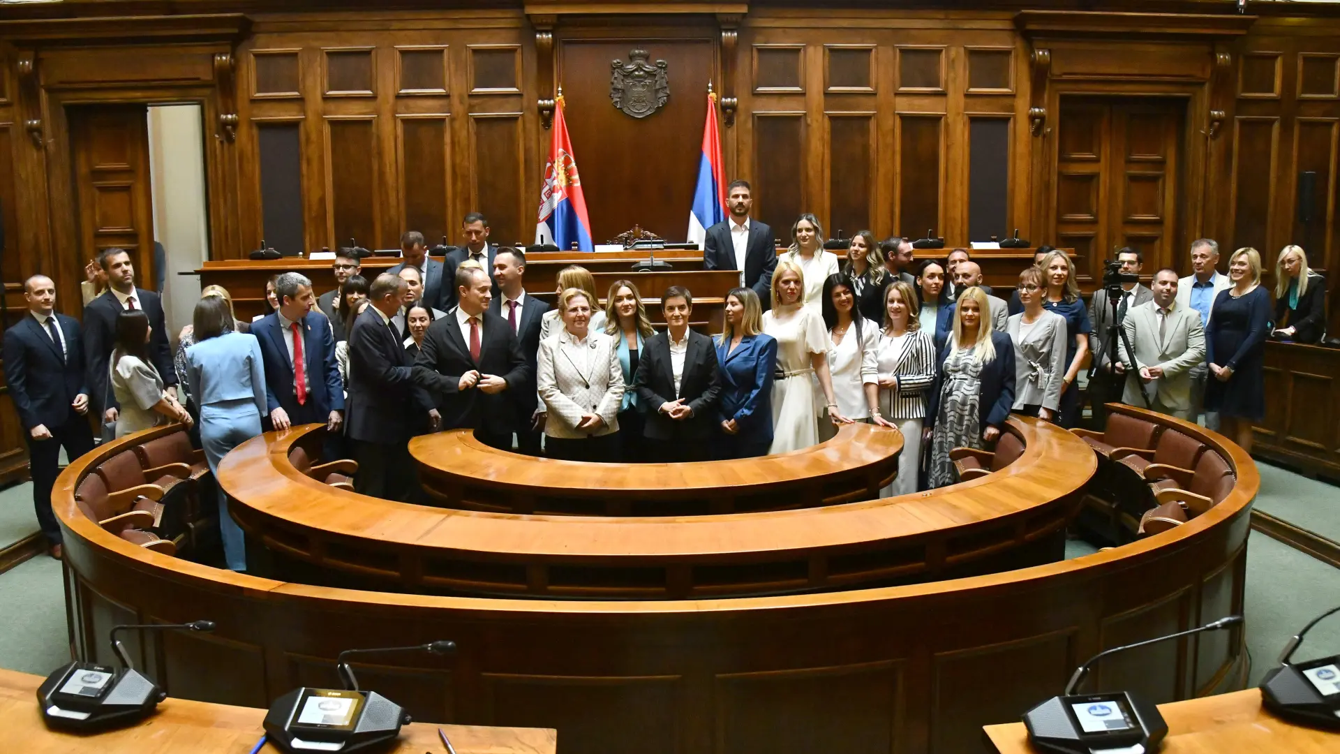 novoizabrani tužioci zakletva L.L.ATAImages-686fa128e92a4.webp