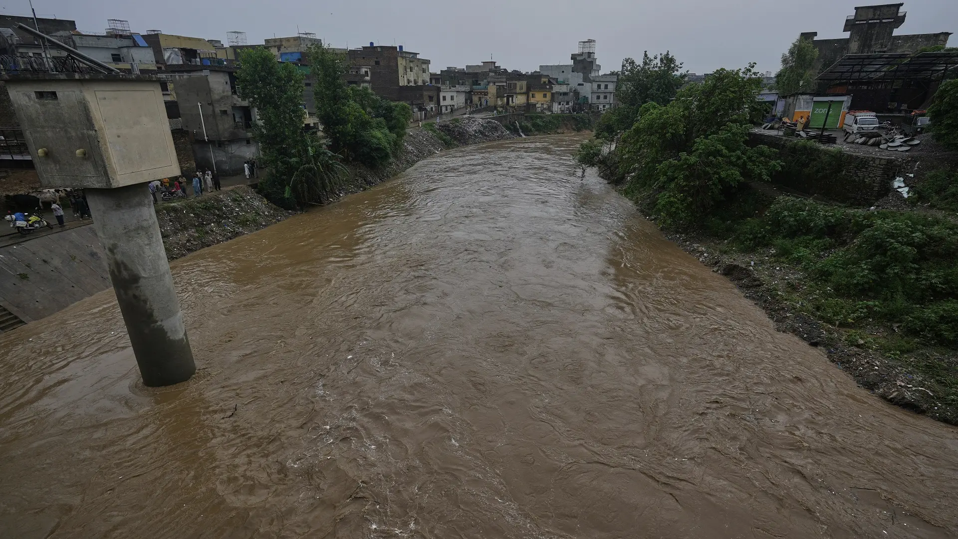 poplave u pakistanu, pakistan, 17 jul 2025 - Tanjug AP Photo Anjum Naveed (2)-6878d62ee60d0.webp